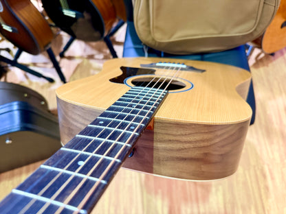 2026 Taylor Big Baby BBT Acoustic Guitar~ Natural~ Ex-Demo Mint + GigBag