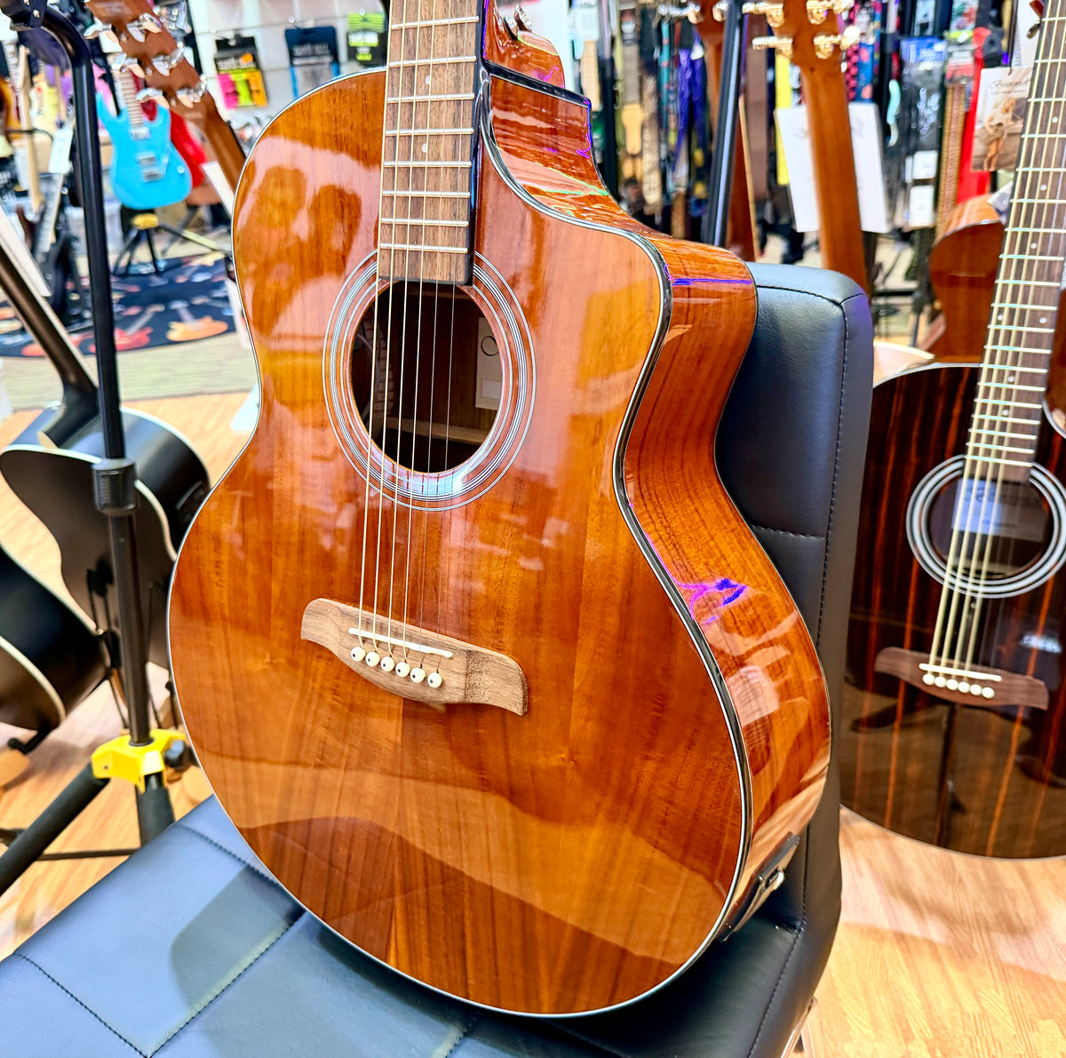 ✨NEW✨ Brunswick BTK60KO Koa Grand Auditorium Cutaway Electro Acoustic Guitar!