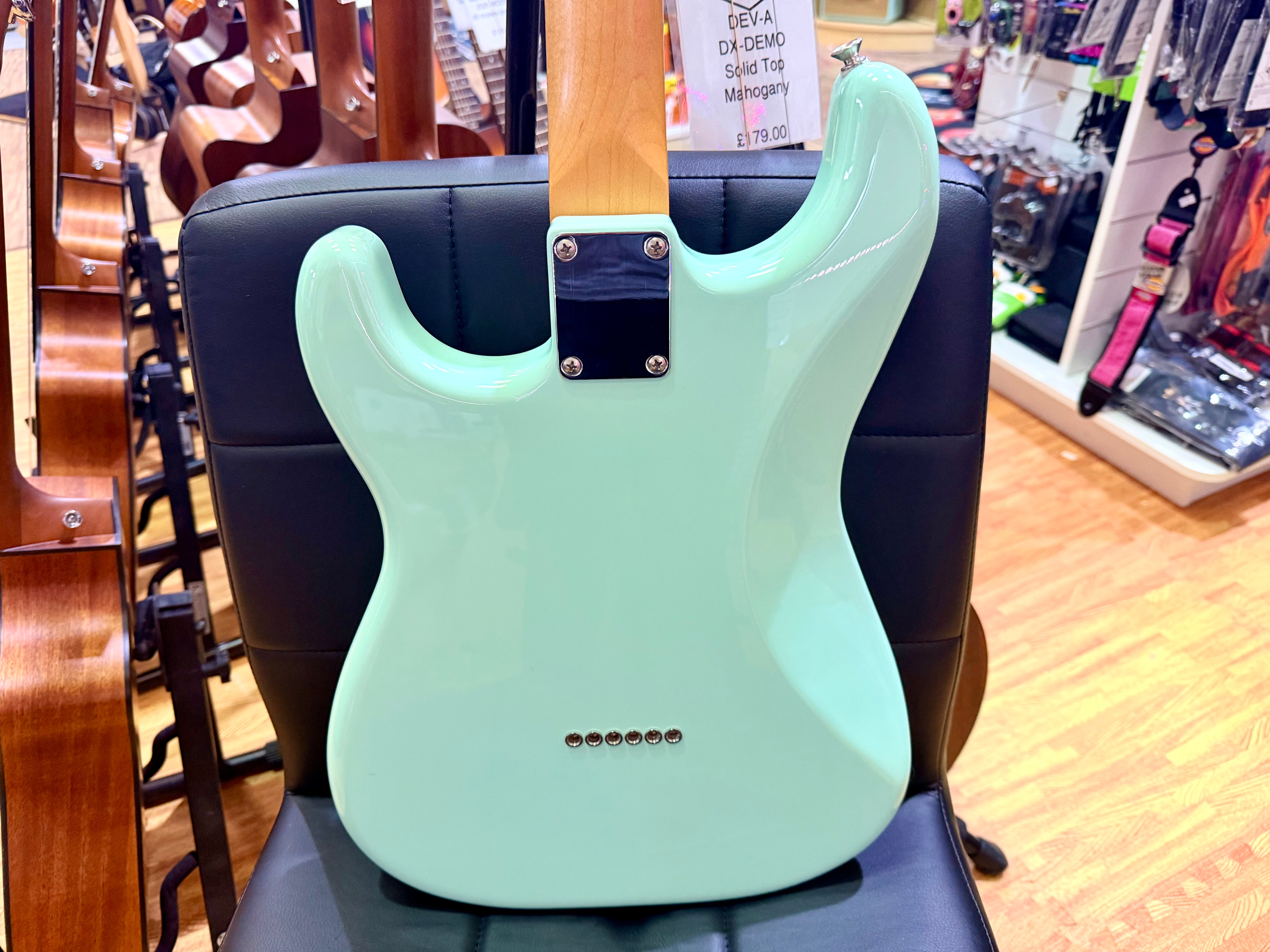 ✨2021✨ Fender Noventa Stratocaster MN~ Surf Green~ Hardtail Mexican~ P90’s!