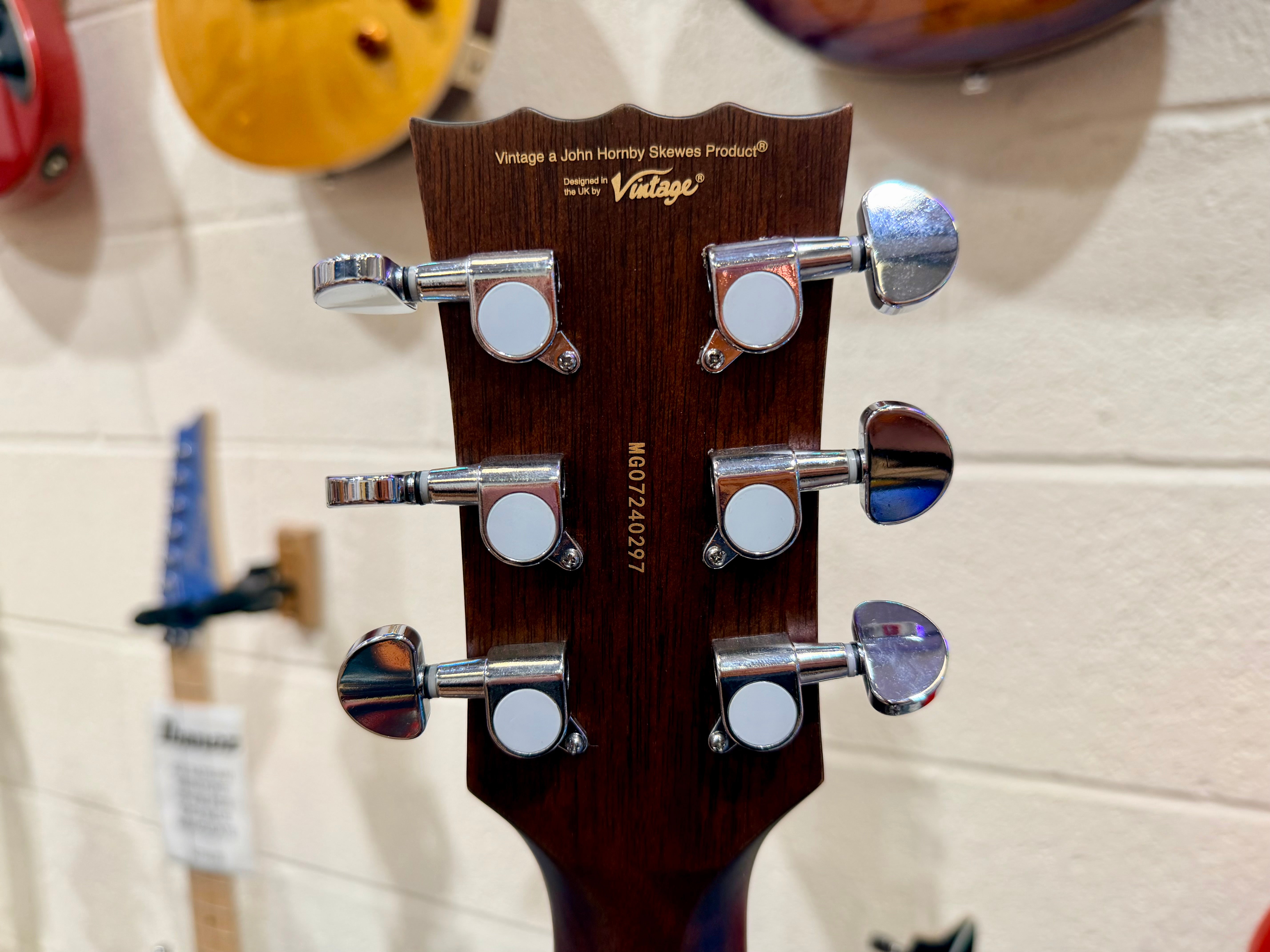 ☀️NEW☀️ Vintage VEC300SB Folk Cutaway Electro-Acoustic Guitar~ Sunburst!