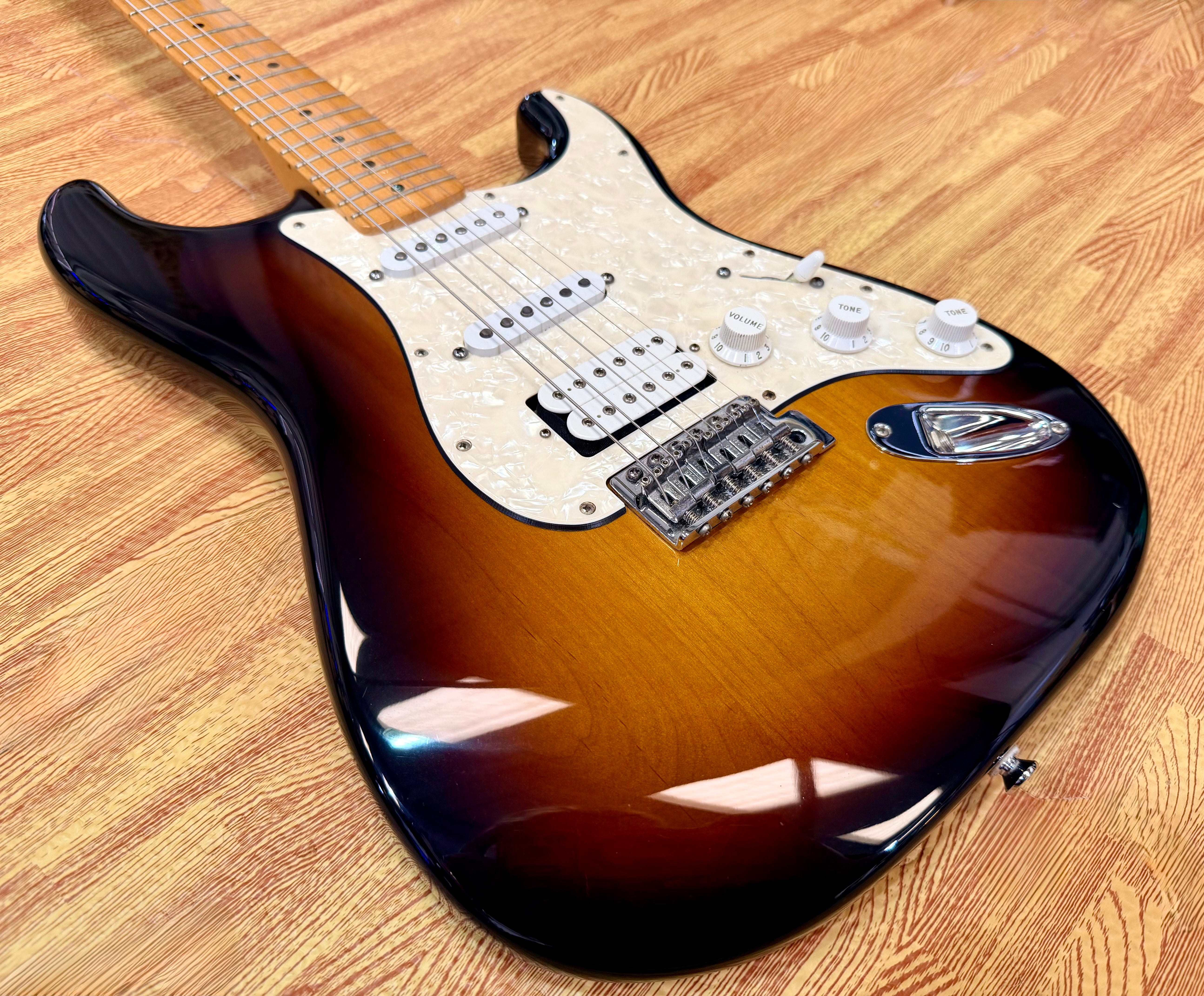 🔥UPGRADED🔥 2014 Fender Standard Stratocaster HSS~ DiMarzio Evolution/Area 61!