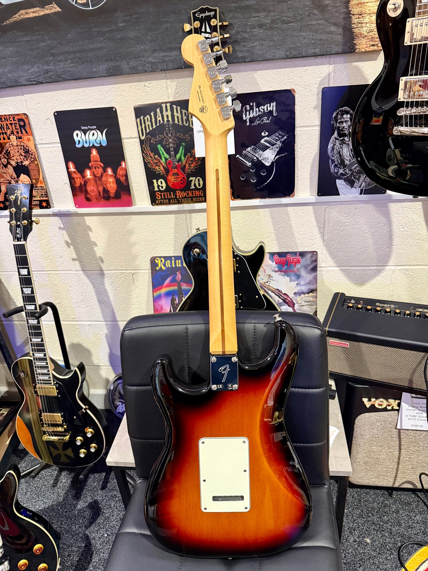 🔥MINT🔥 Fender Player Stratocaster HSS~ Mexican~ Pau Ferro~ 3 Color Sunburst!