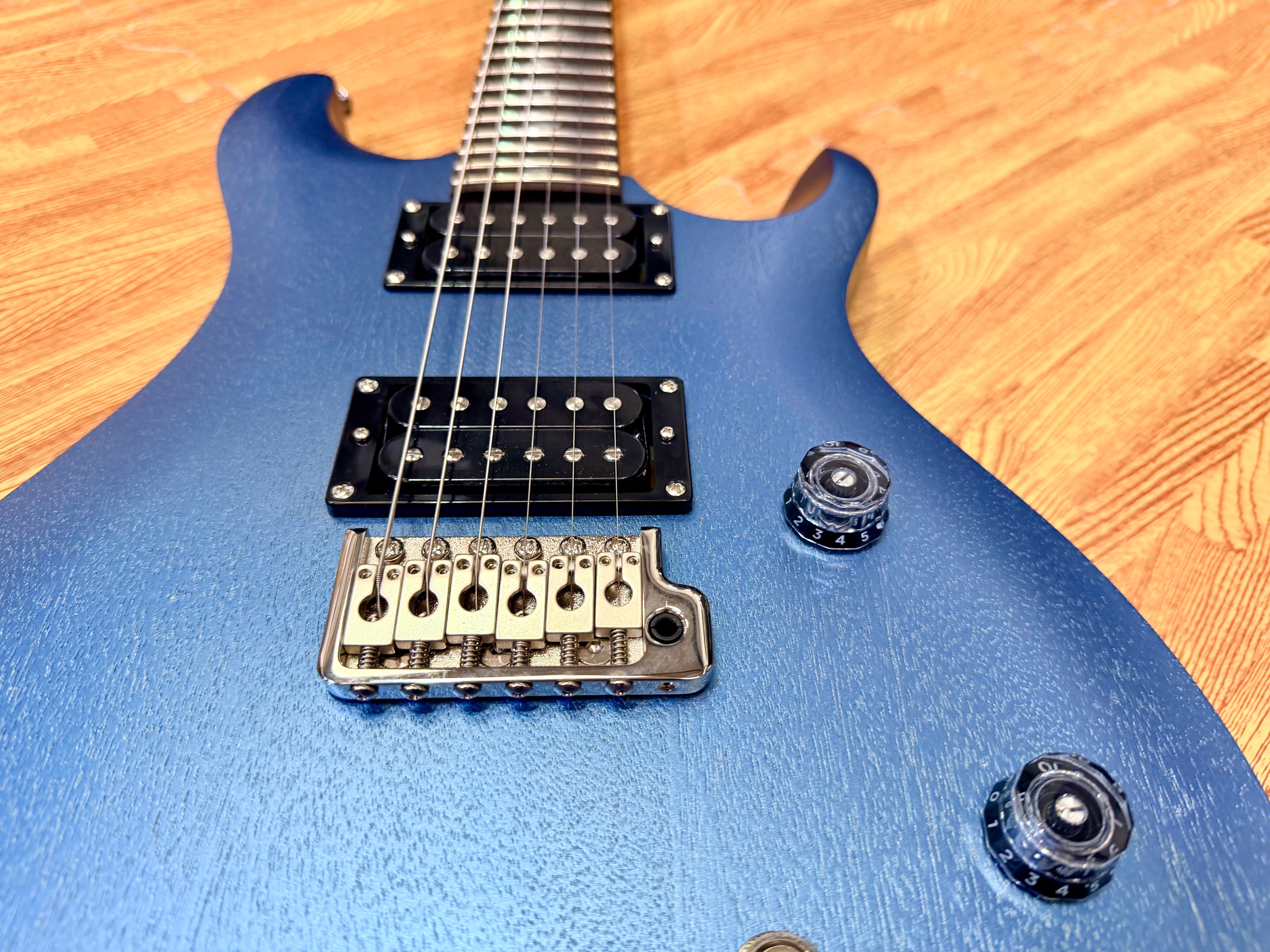 🔥EX-DEMO🔥 PRS SE CE24 Standard Satin Ice Blue Metallic + PRS Gig Bag!