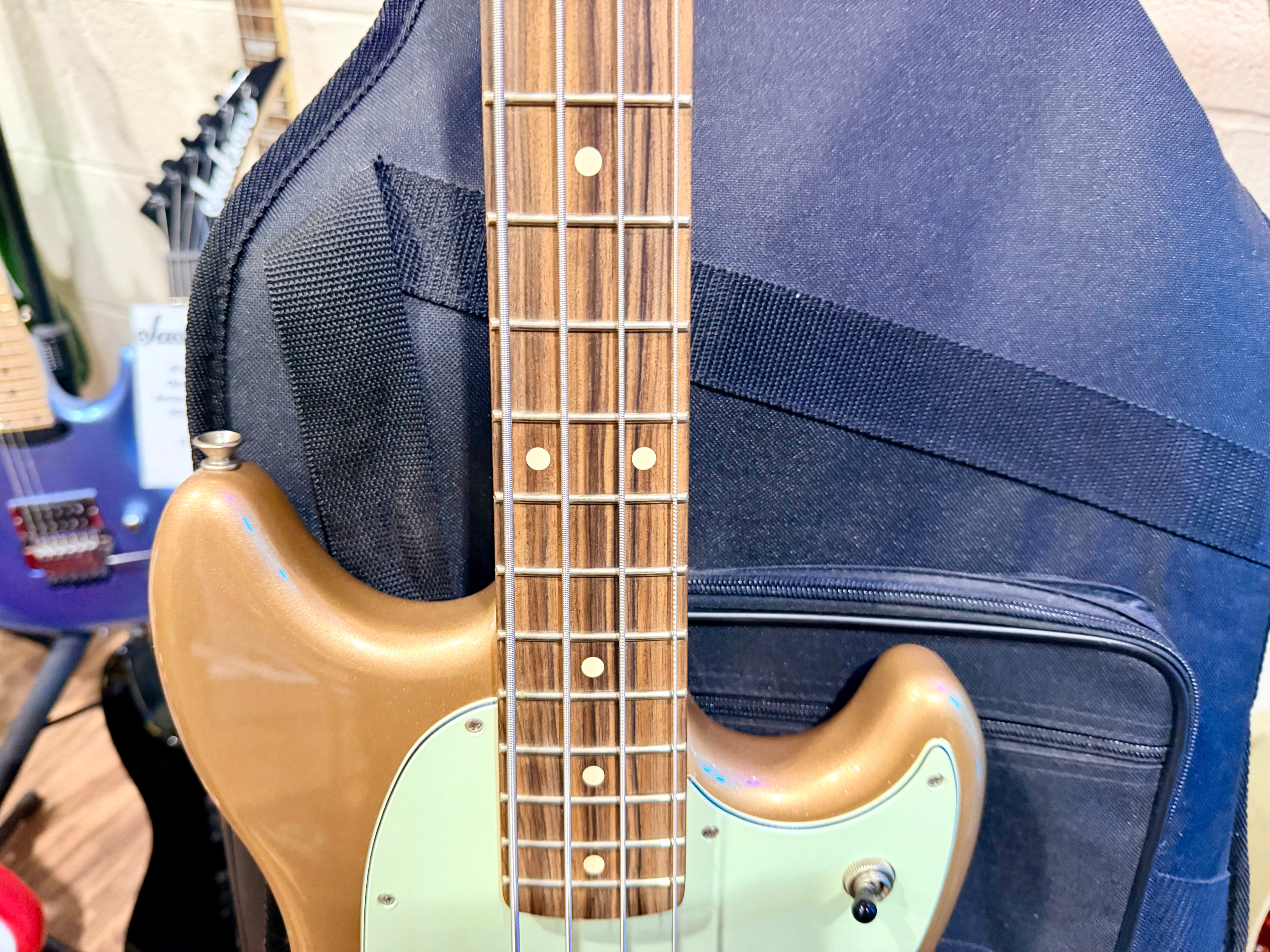 🌟2022🌟 Fender Player Mustang Bass PJ~ Pau Ferro~ Firemist Gold~ Mexican Bass!