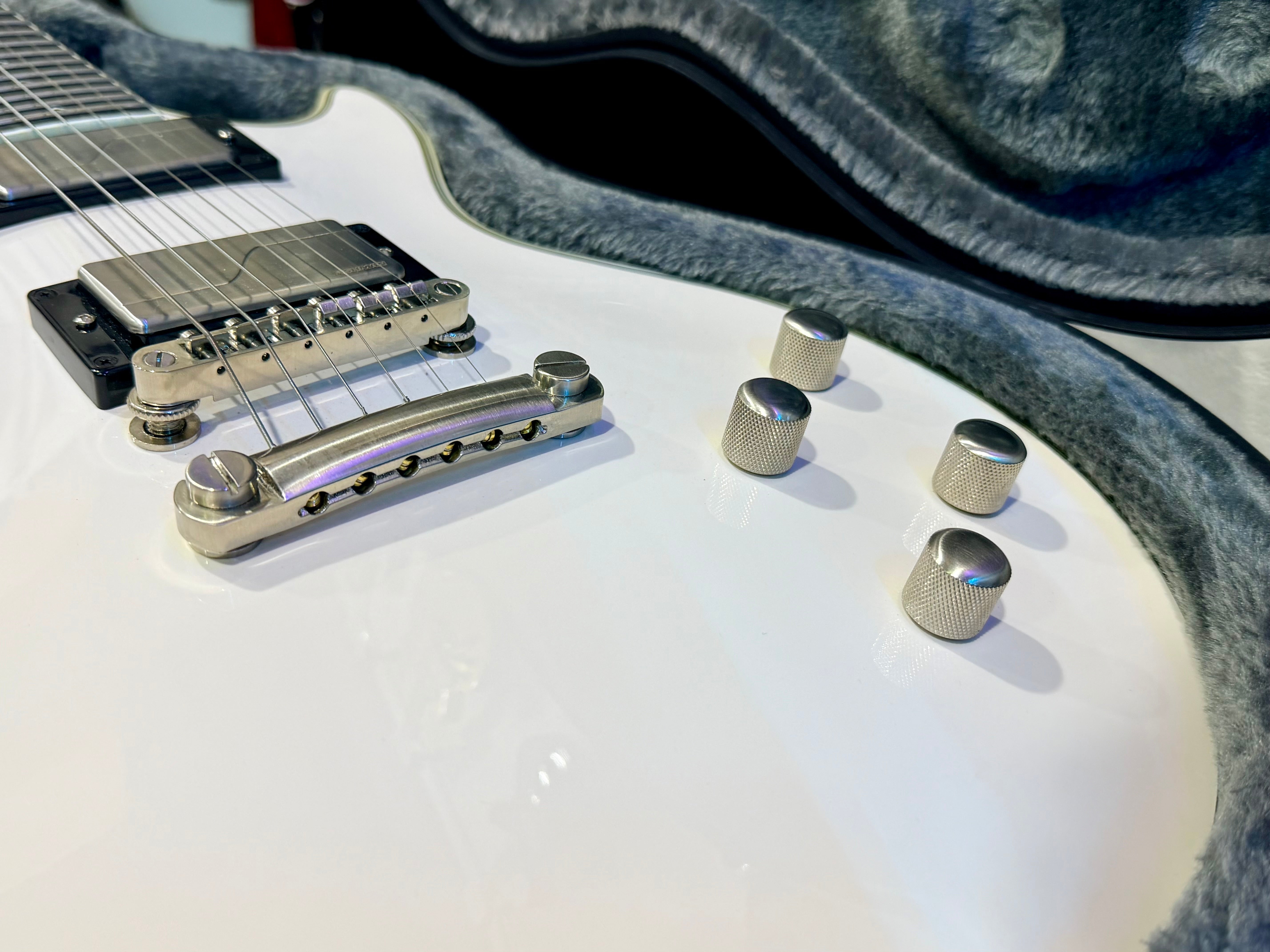 🔥MINT🔥 Epiphone Jerry Cantrell Les Paul Custom Prophecy~ Bone White~ Hard Case