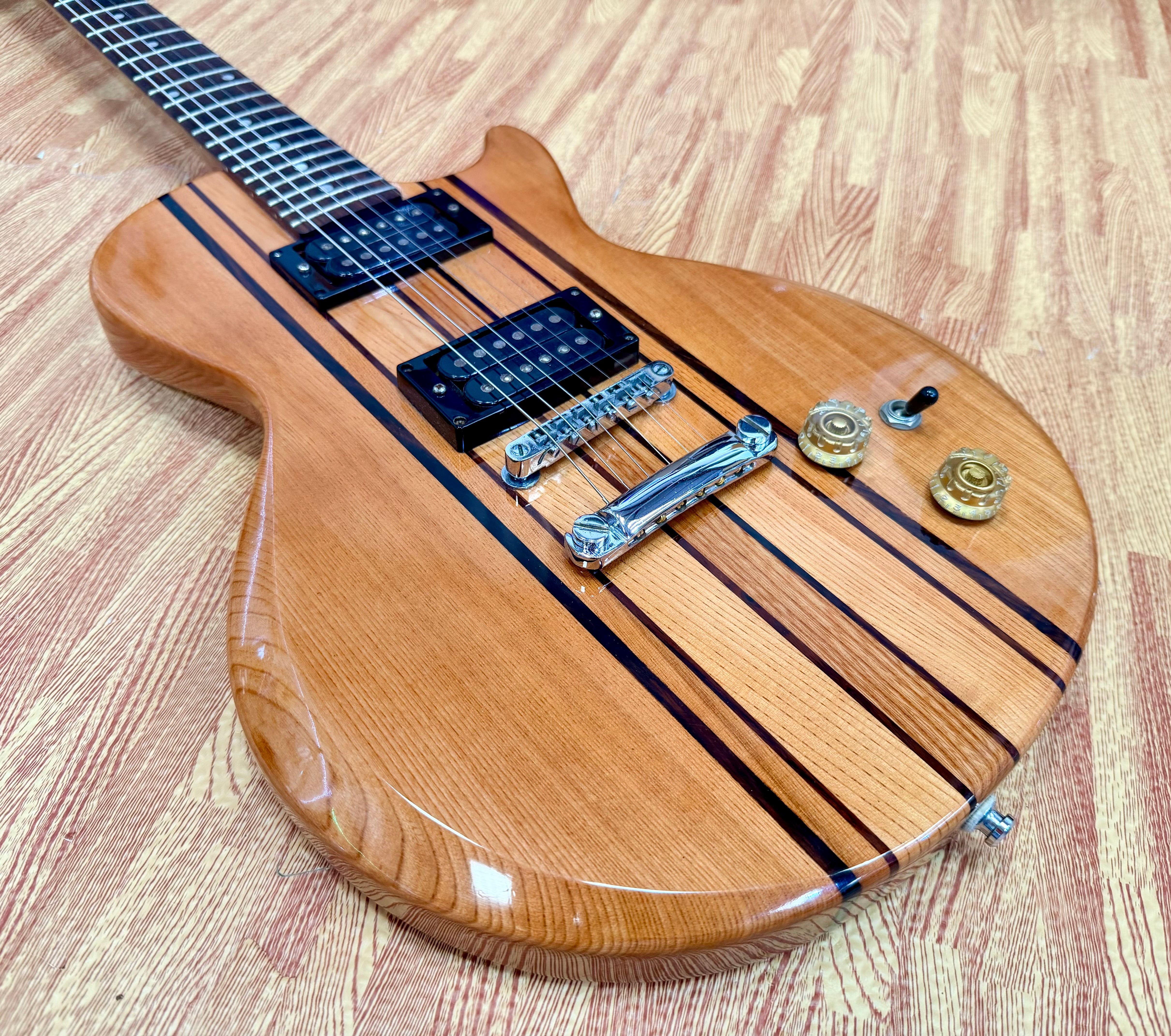 ✨RARE✨ Vintage Hondo II H732 ML De Luxe Series Humbug Natural~ Korea 1980’s!