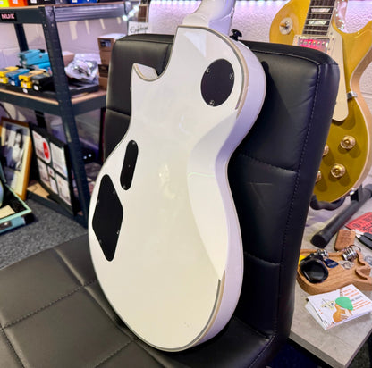 🔥MINT🔥 ESP LTD James Hetfield Iron Cross Signature~ Metallica~ Snow White~2018