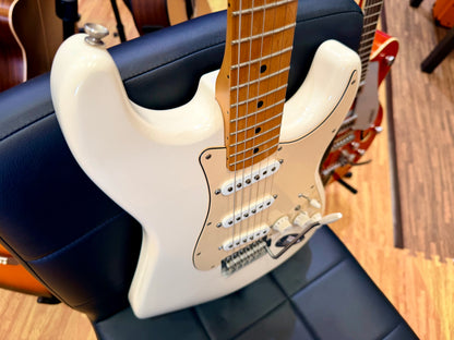 ✨UPGRADED✨ 2014 Fender Standard Stratocaster~ Arctic White~ Custom Shop Pickups
