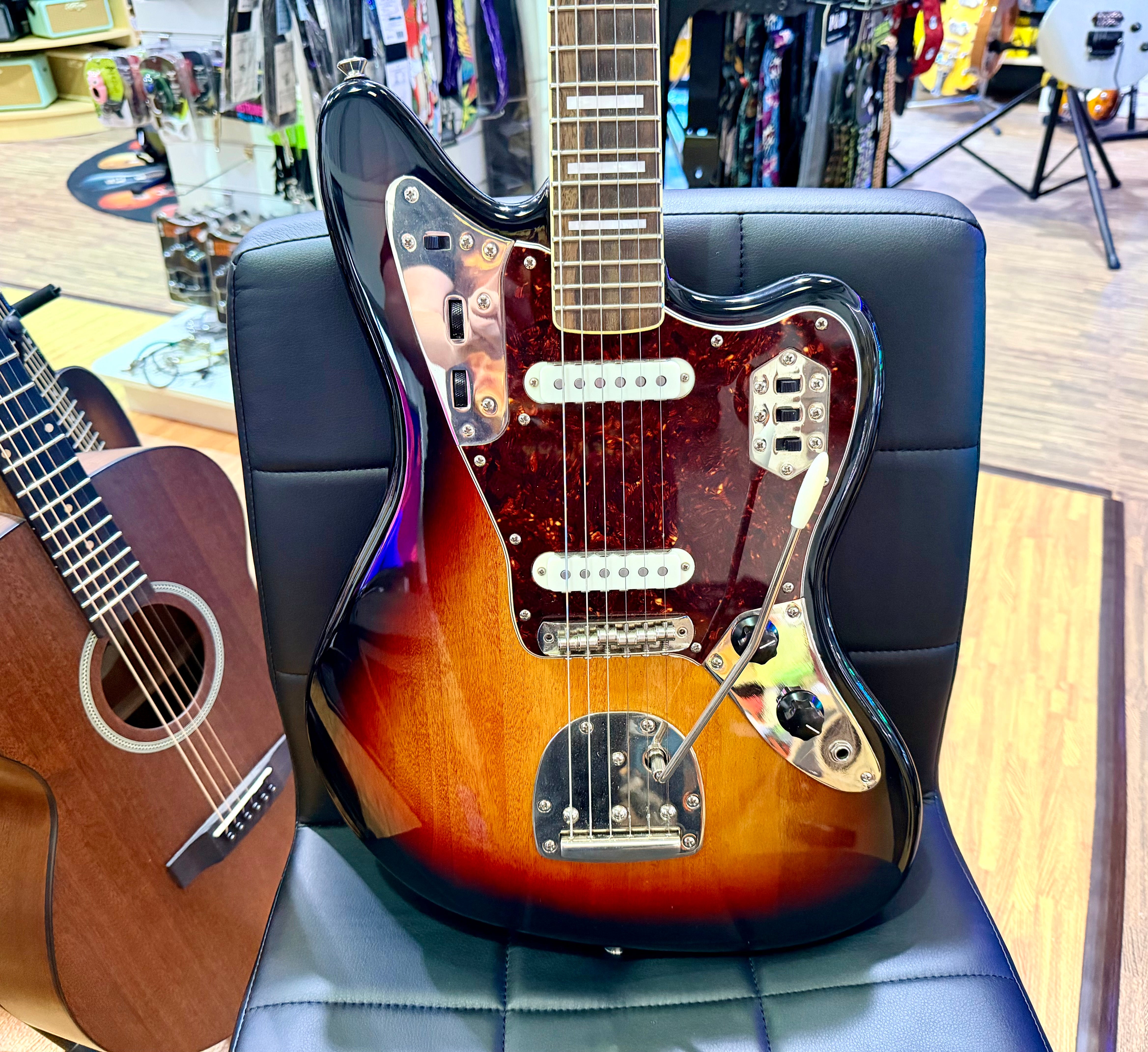 ✨2019✨ Fender Squier Classic Vibe '70s Jaguar~ 3-Tone Sunburst~ Electric Guitar