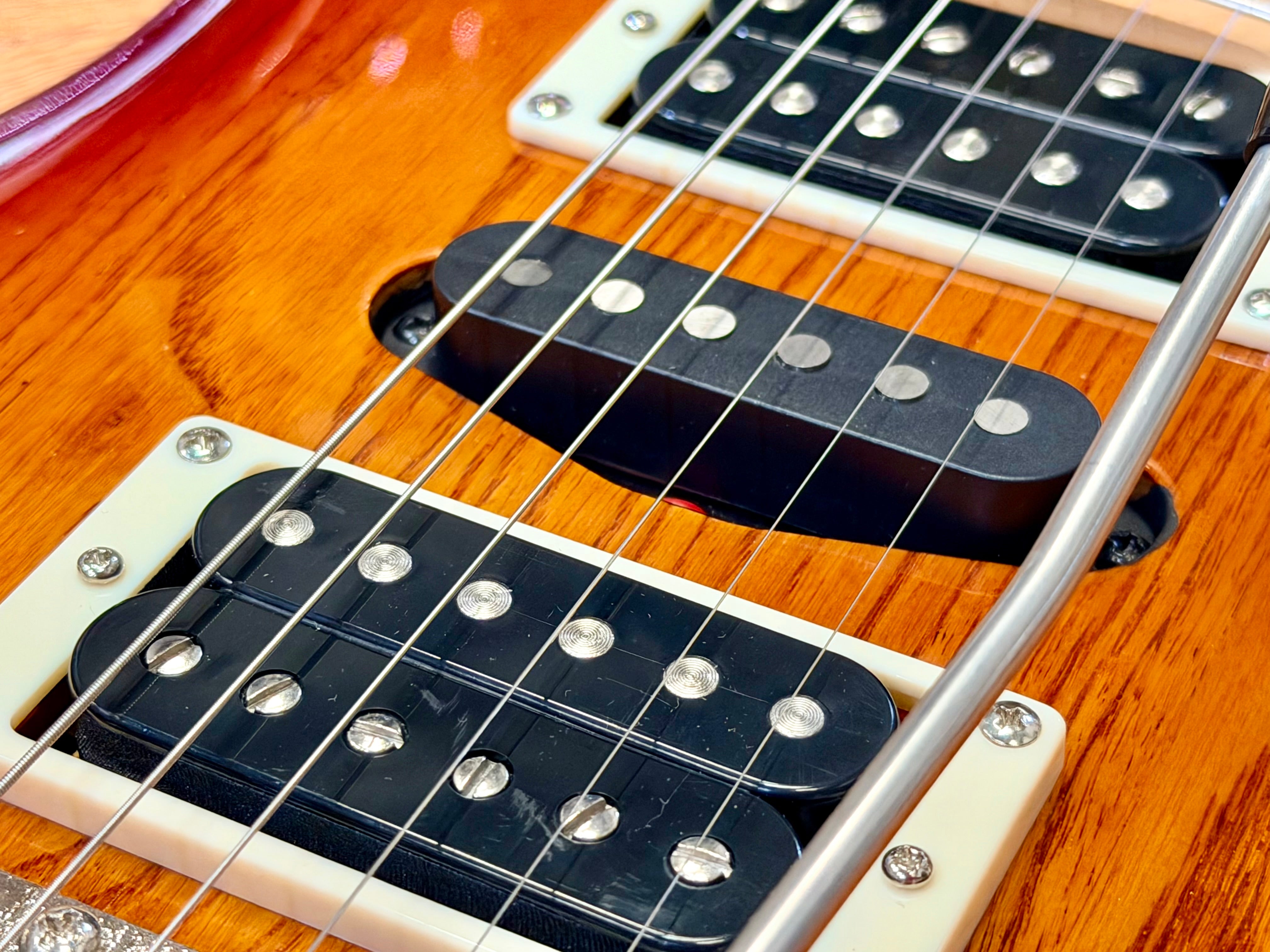 🔥EX-DEMO🔥 PRS SE Swamp Ash Special 2023 Vintage Sunburst~ Maple Neck ~ Gig Bag