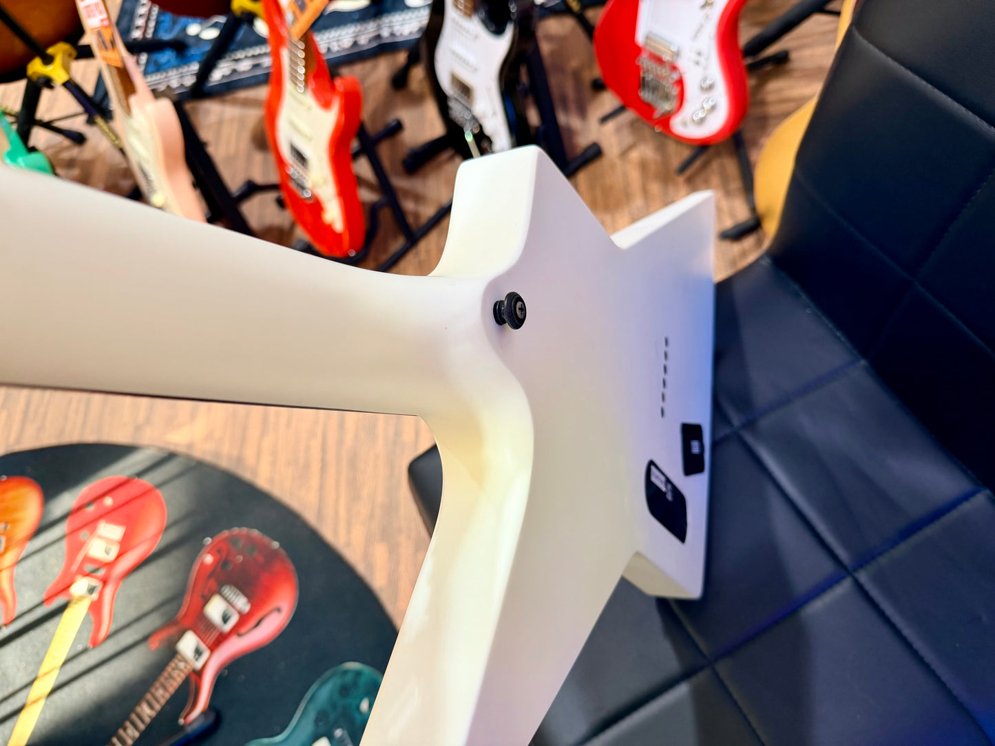 🔥2022🔥 Solar E1.6KW Kirk Windstein Signature~ Explorer Matte White~EMG~Gig Bag