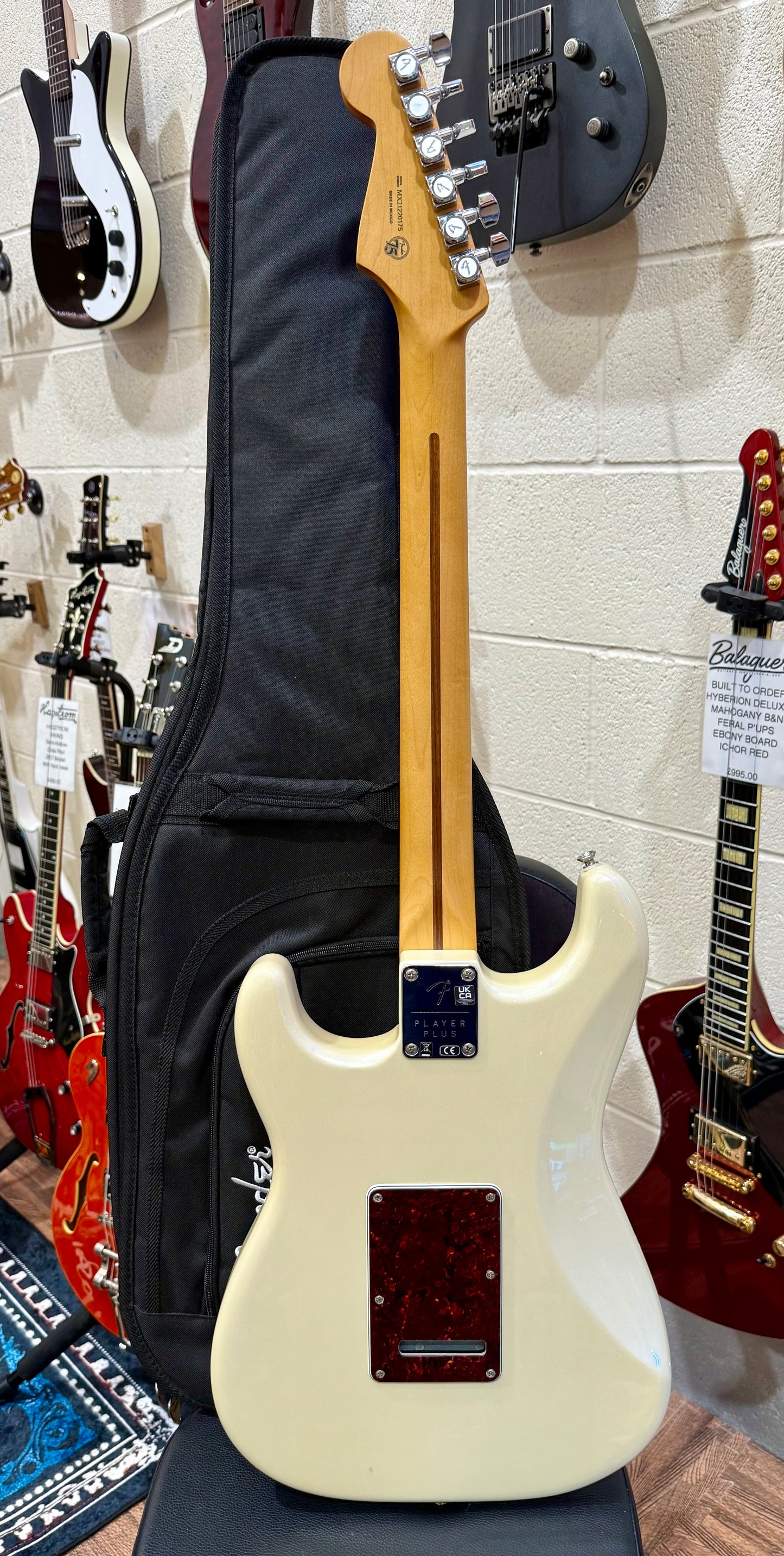 🌟2021 MINT🌟 Fender Player Plus Stratocaster~ Olympic Pearl White~ Push/Pull!