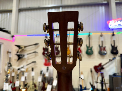 🌟NEW 2025🌟 Vintage V660AQ Historic Series Drop Shoulder Acoustic~ Aged Finish!