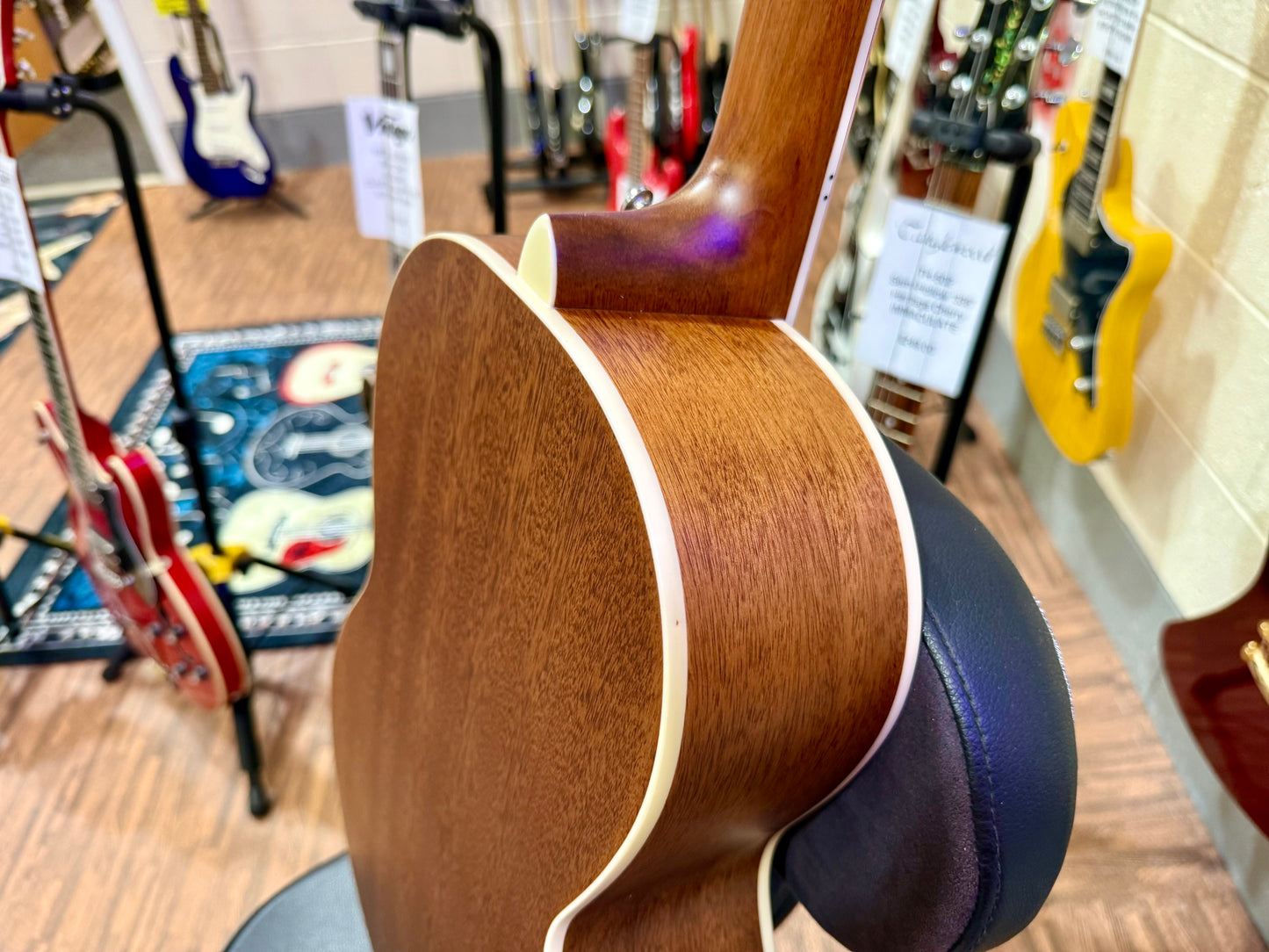 🦅 MINT 2020 🦅 PRS SE P20E Tonare Parlor~Electro Acoustic~ Satin Mahogany + Bag