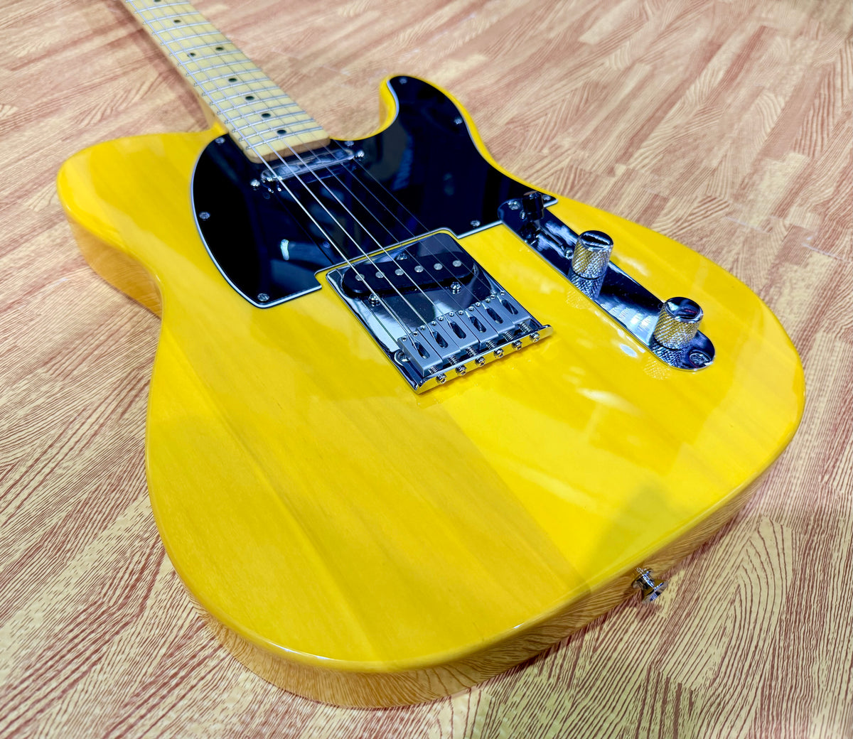 2026 Fender Standard Telecaster Butterscotch Blonde~ Maple Neck~ Ex Demo!