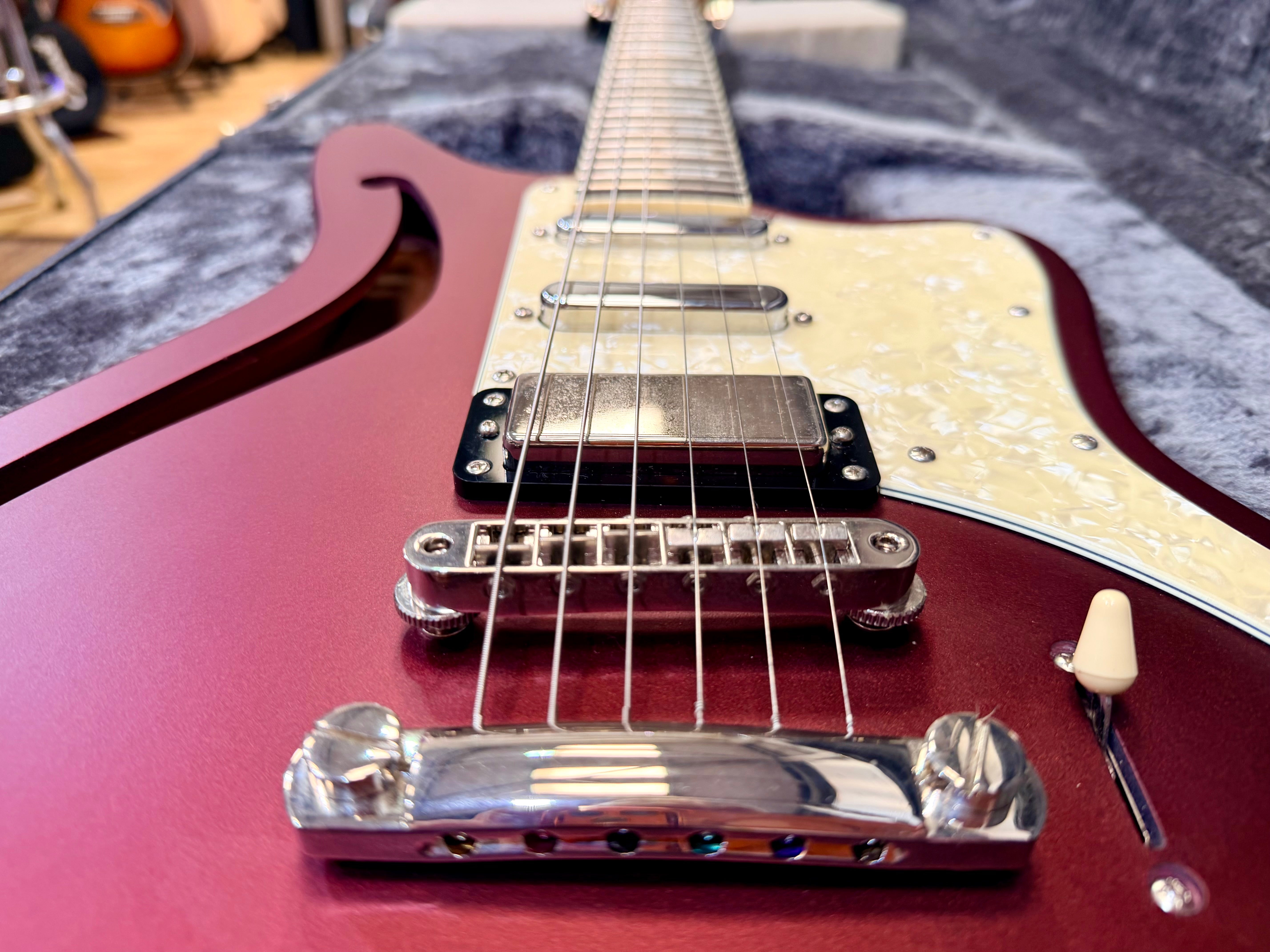 ✨1/50✨ D'Angelico Deluxe Bedford SH Limited Edition Matte Wine Semi Hollow!