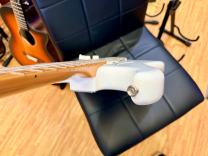 ✨2021✨ Fender Player Stratocaster HSS~ Polar White~ Maple Neck~ Mexican Strat!