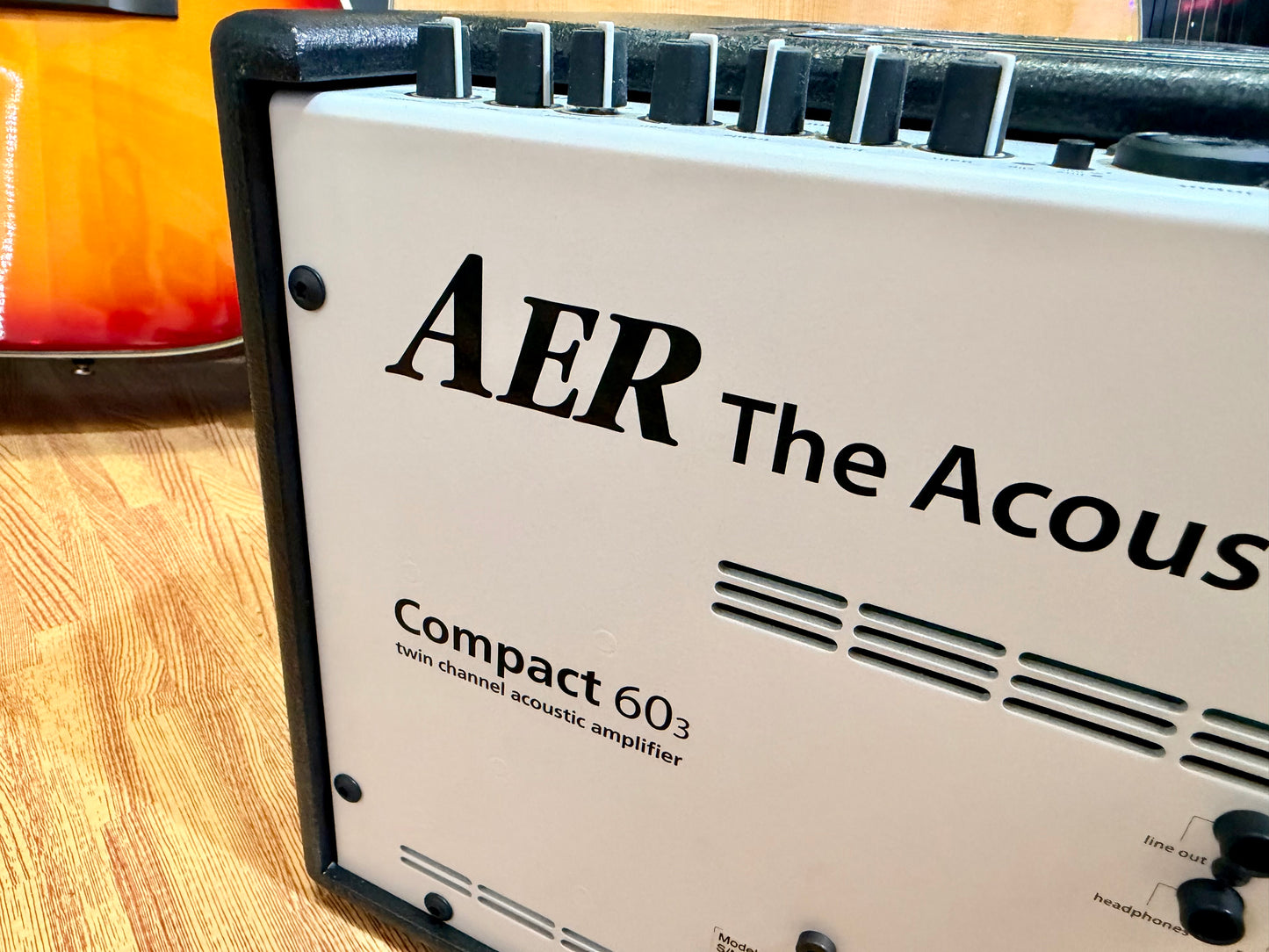 🎸 AER Compact 60 MK3 III 60/3 Acoustic Amp Guitar Combo Amplifier + Gig Bag 🎸
