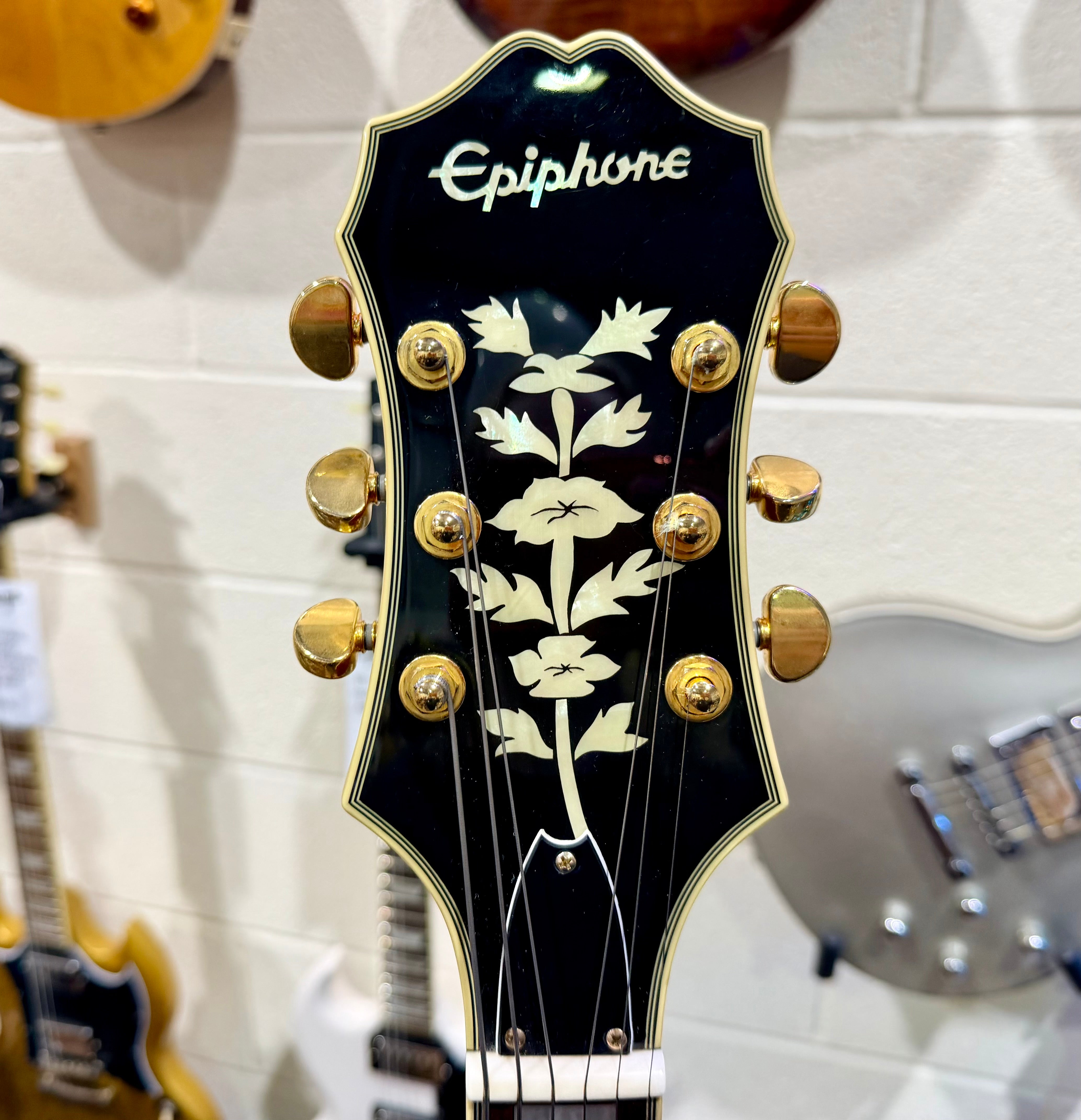 🔥MINT 2019🔥 Epiphone Joe Pass Emperor II Pro~ Rare Wine Red Hollowbody + Hard Case