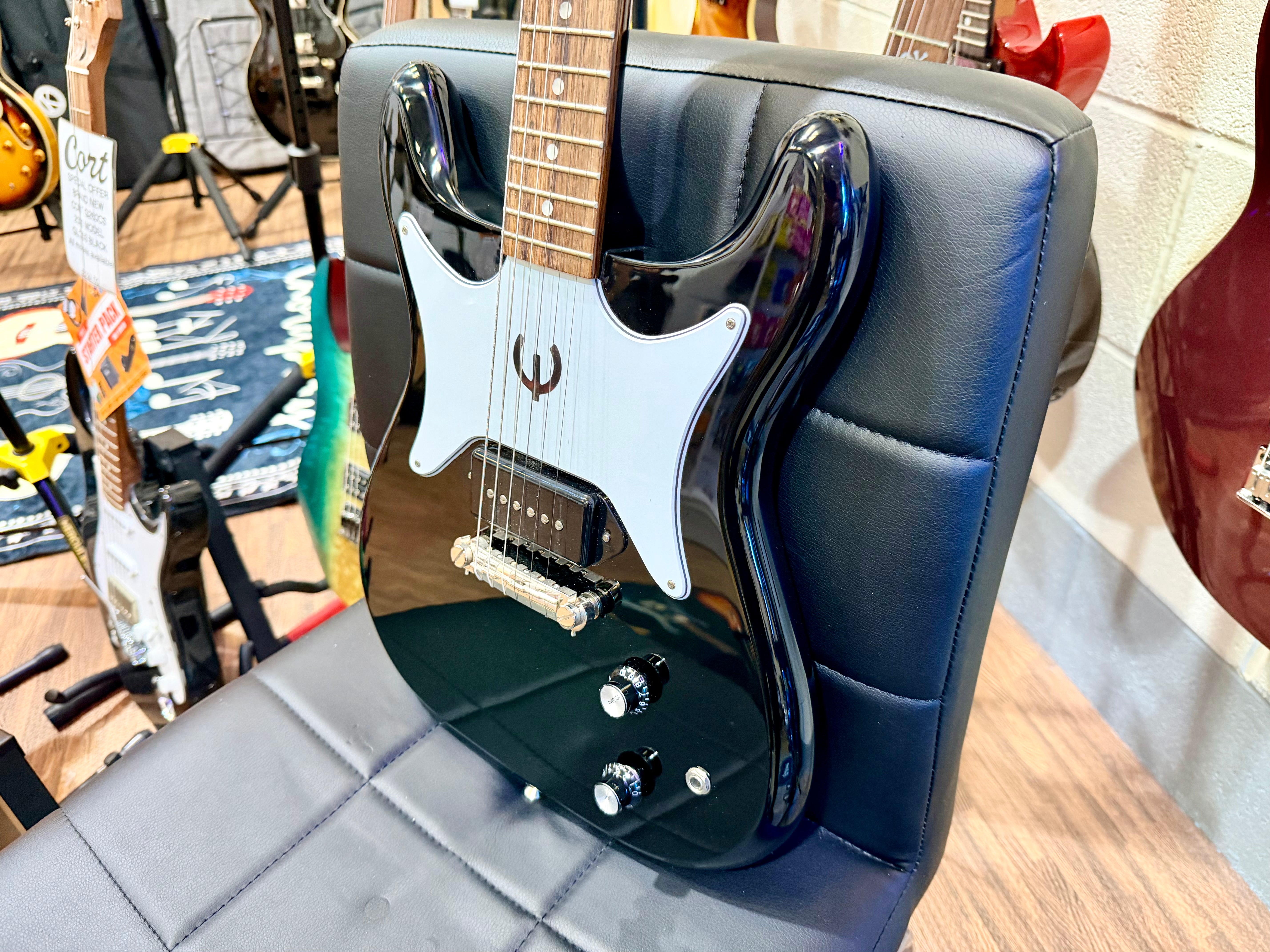 ✨2024✨ Epiphone Coronet~ Ebony  Electric Guitar~ P90~ Cherished Condition!