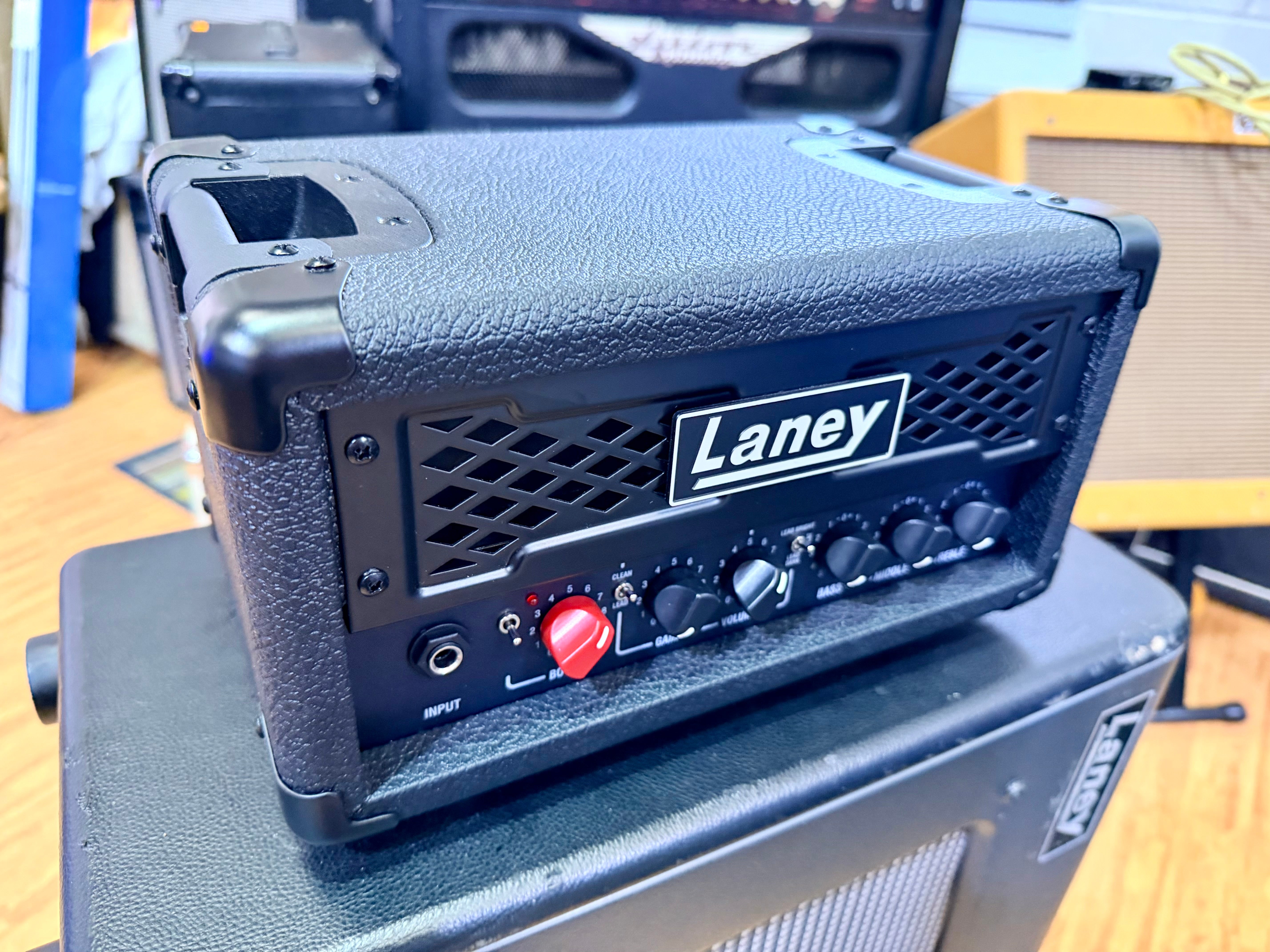 🔥DEAL🔥 Laney Ironheart Foundry Leadtop 60W Head & Laney CUB-212 2x12 Cabinet!