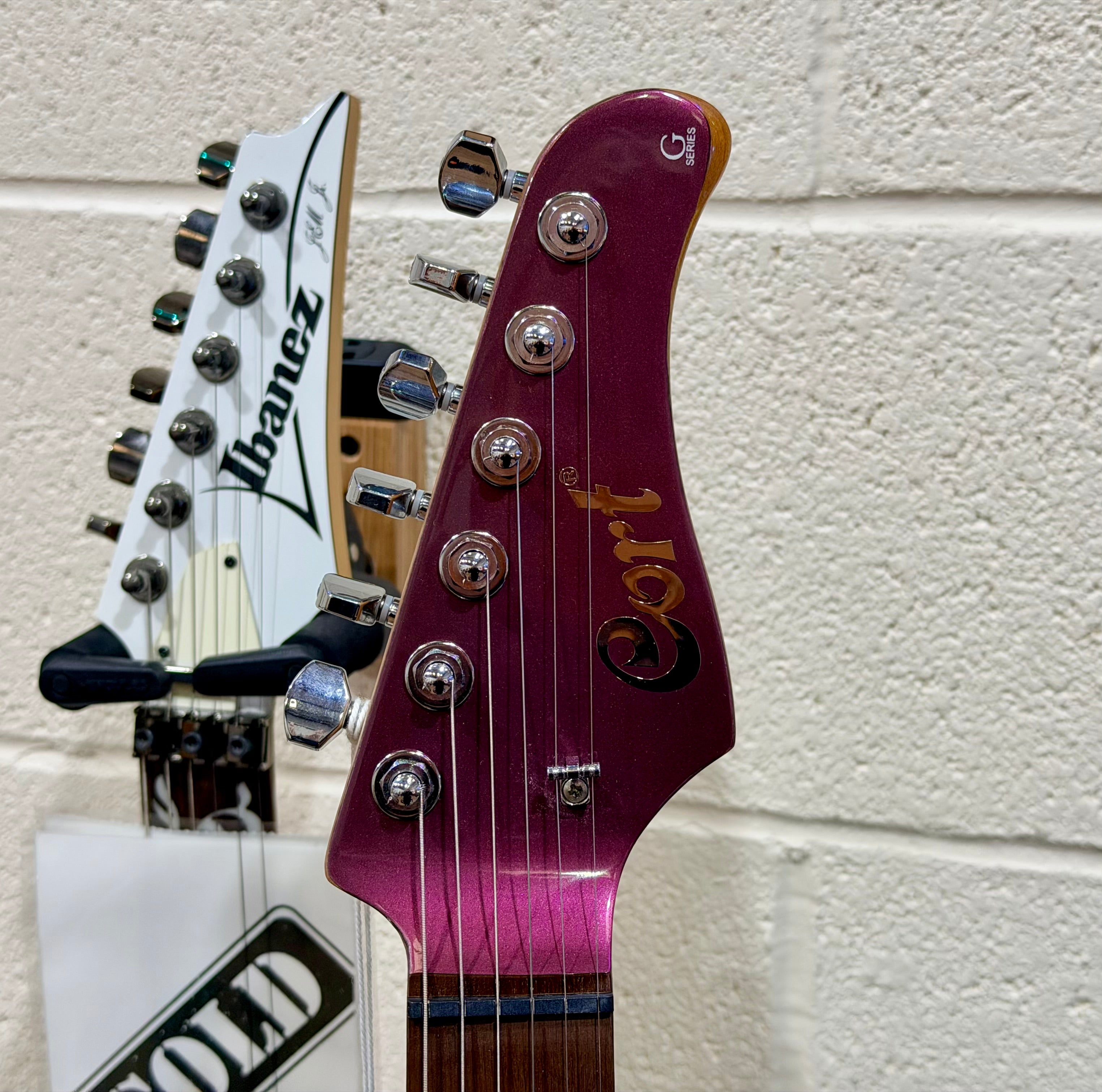 🌟NEW🌟 Cort G300 Pro Electric Guitar~ Vivid Burgundy~ Seymour Duncan Pickups!