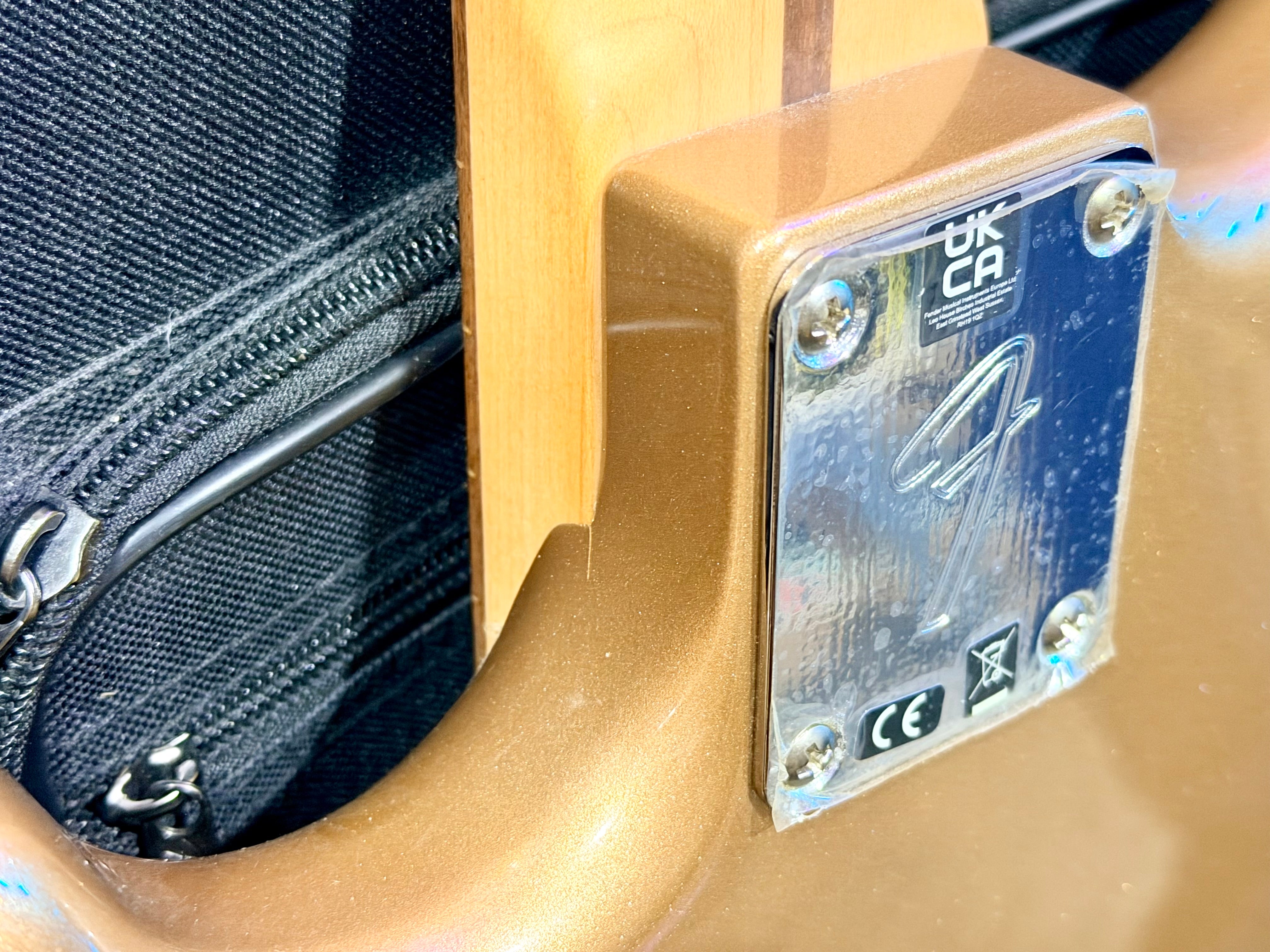 🌟2022🌟 Fender Player Mustang Bass PJ~ Pau Ferro~ Firemist Gold~ Mexican Bass!