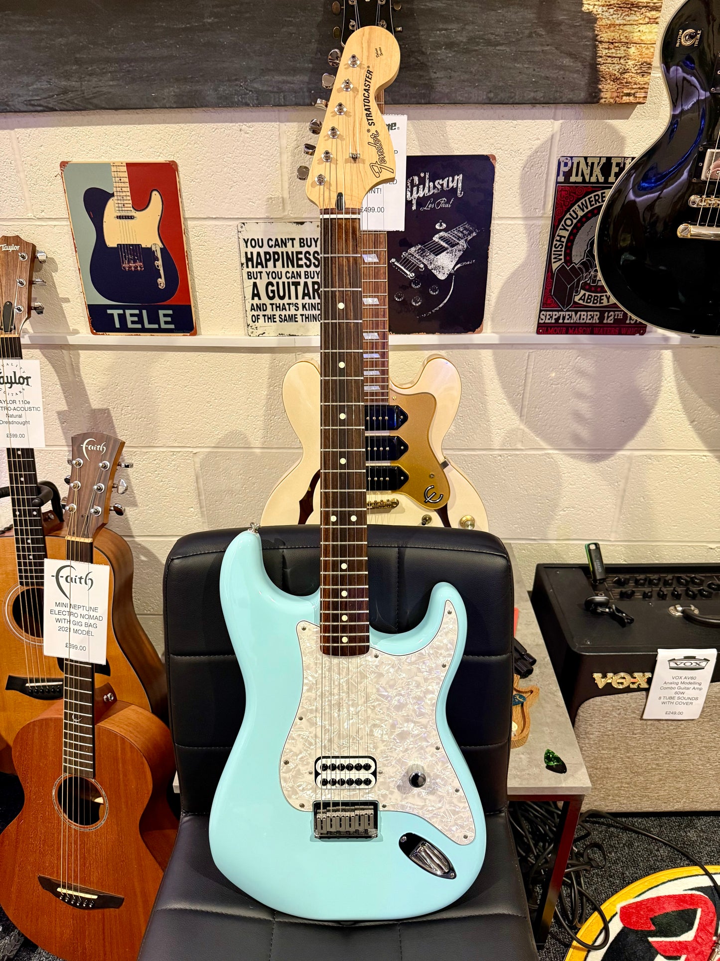 🌟2023🌟 Fender Tom Delonge Stratocaster~ Daphne Blue Signature~ Mexican Strat!