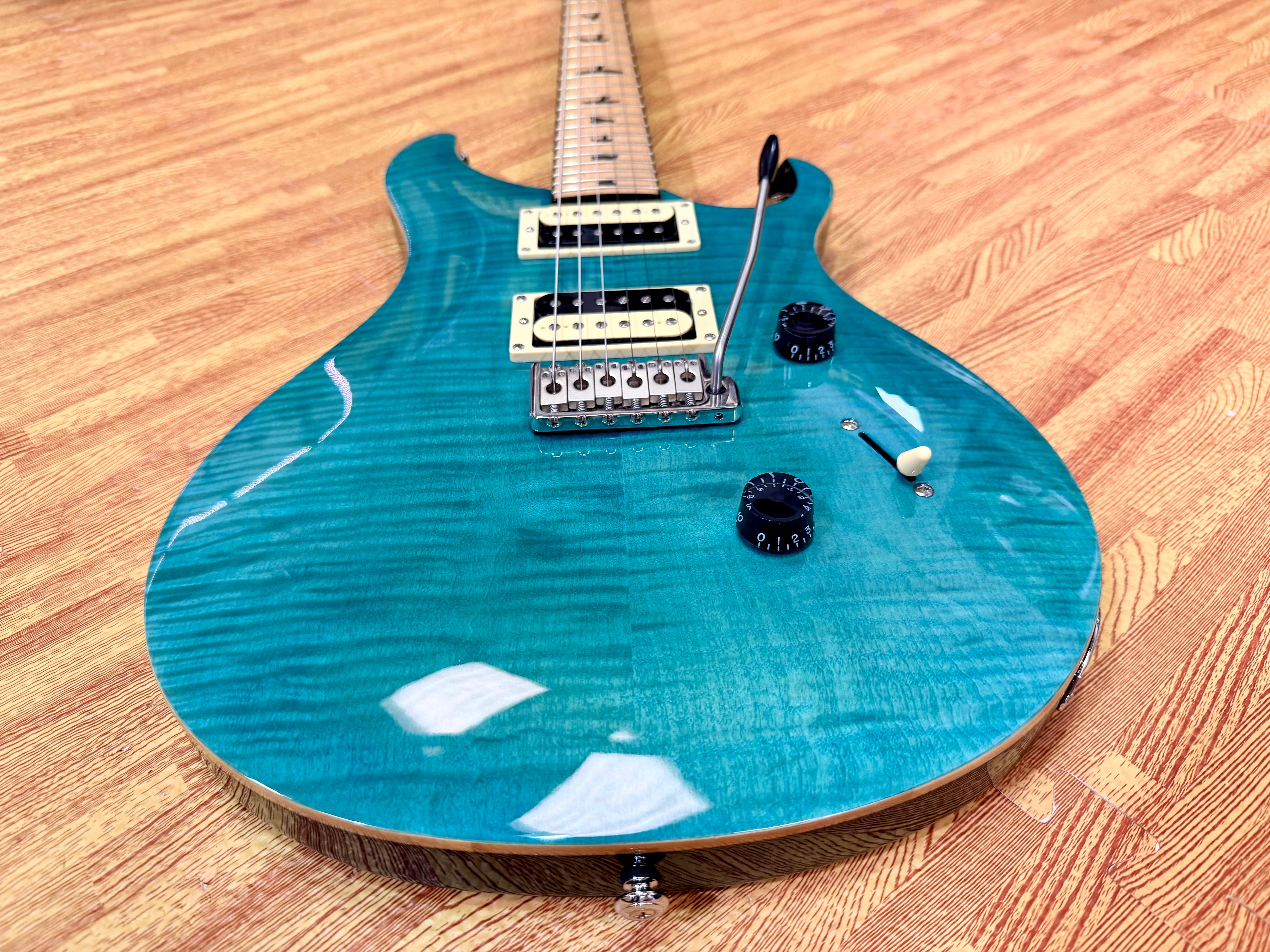 ✨RARE✨ PRS SE Custom 24 Roasted Maple Limited Edition~ Sapphire Turquoise + Bag