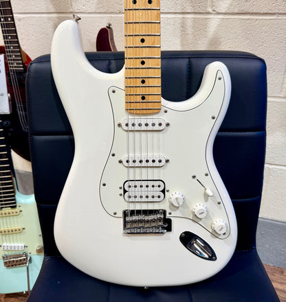🌟2021🌟 Fender Stratocaster HSS Player Series Strat~ Polar White~ Maple Neck!