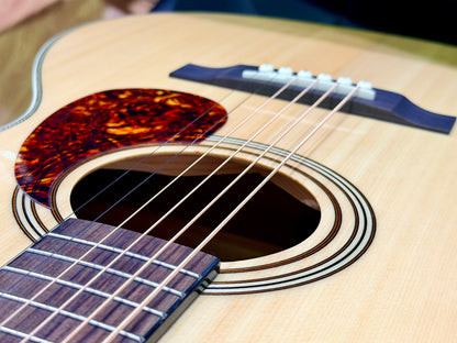 Vintage V900PNC Solid Spruce Parlour Acoustic Guitar~ Orchestral OM Solid Top