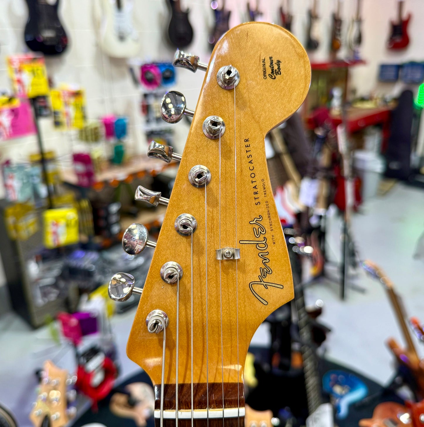 🌟2020🌟 Fender Vintera '60s Stratocaster Modified~ Burgundy Mist Metallic~ Case