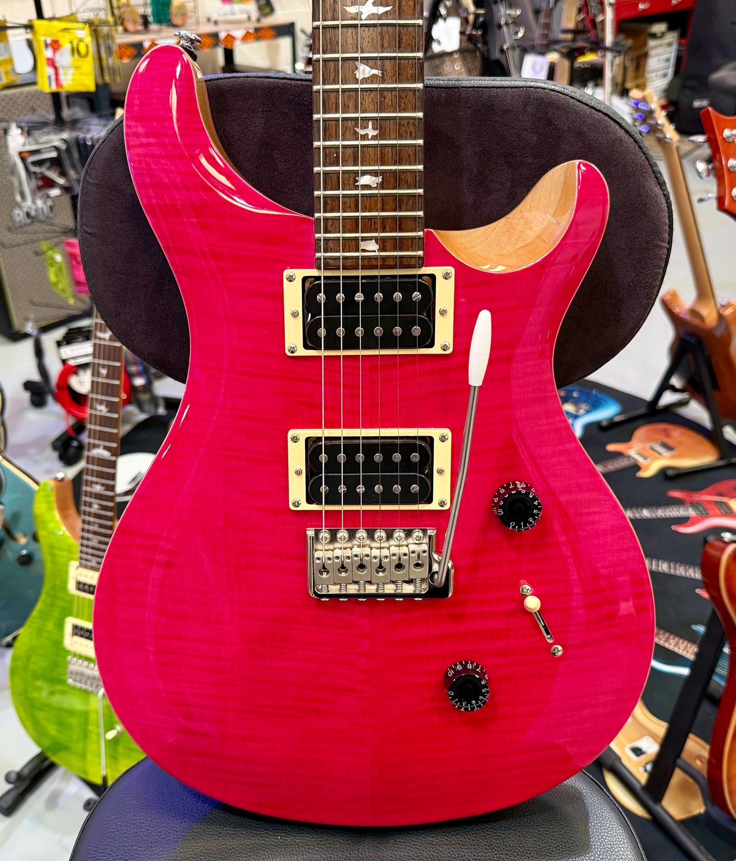 ✨2022 MODEL✨ PRS SE Custom 24~ Bonnie Pink + Gig Bag~ Natural Back~ STUNNING!