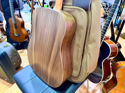2026 Taylor Big Baby BBT Acoustic Guitar~ Natural~ Ex-Demo Mint + GigBag