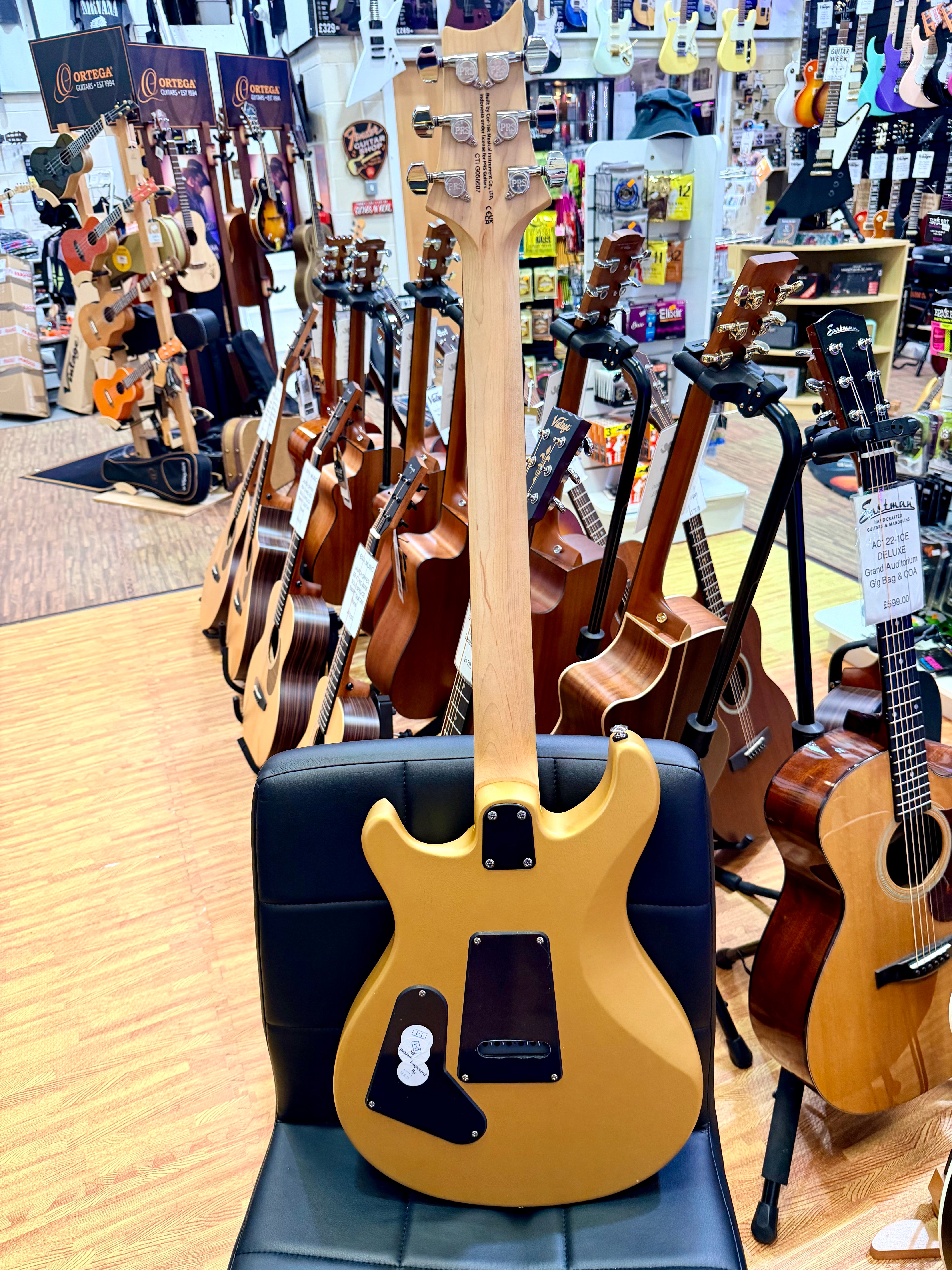 ⚡️EX-DEMO⚡️ PRS SE CE24 Standard Satin Metallic Gold~ 2026 Model + GigBag!