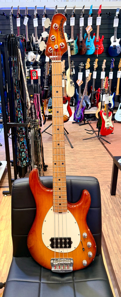 🇺🇸 Ernie Ball Music Man StingRay 4H 3EQ USA~ Honey Burst~ 2000 + Case 🇺🇸