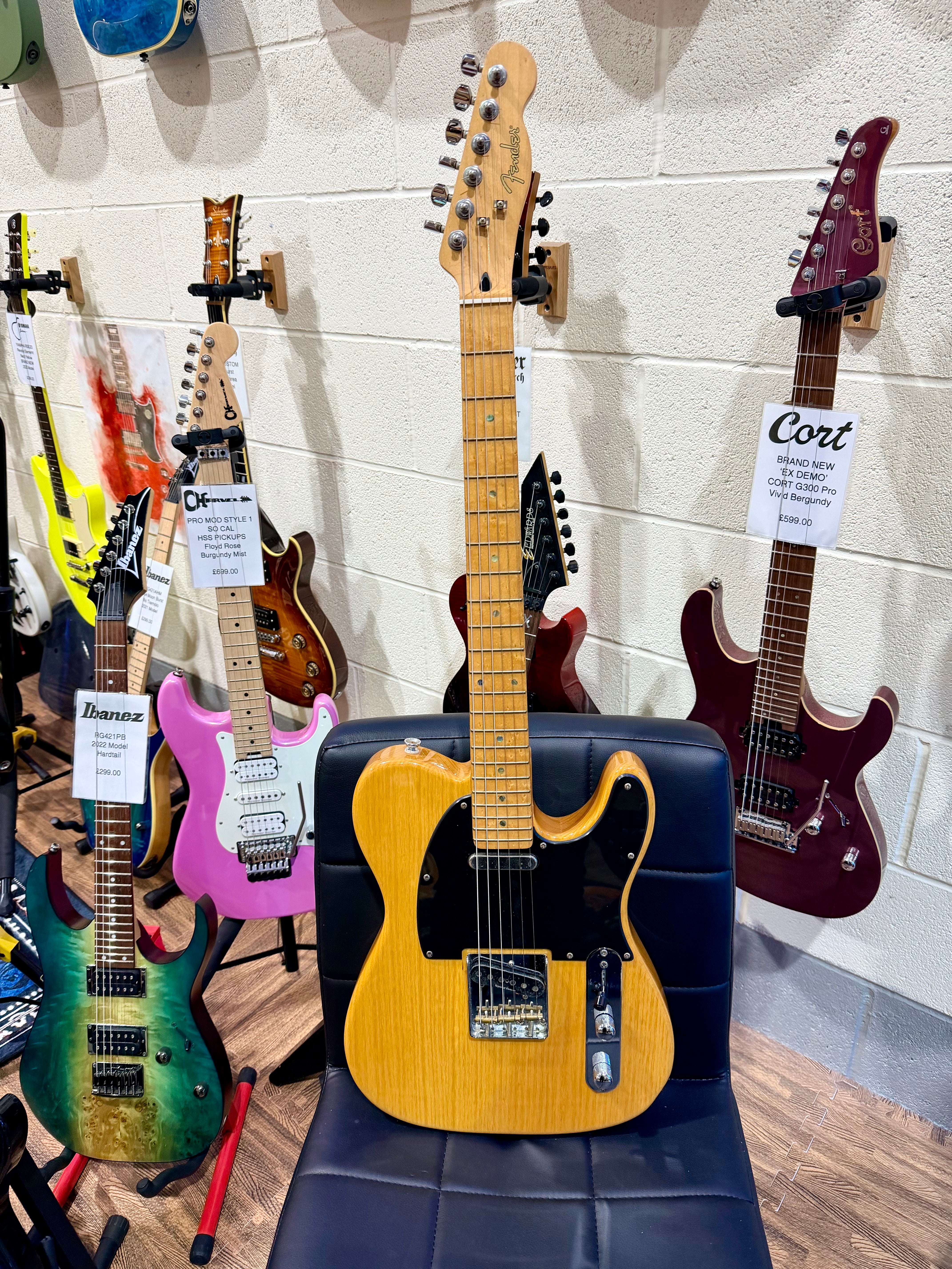 ✨ 2006 KOREA ✨Fender Special Edition Lite Ash Telecaster~ Natural~ B/Eye Maple