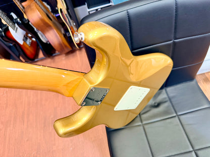 ✨MINT✨ Fender Squier FSR Classic Vibe 60s Stratocaster~ Aztec Gold~ 2025 Strat