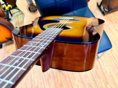 ☀️ Yamaha F310 Acoustic Guitar~ Tobacco Sunburst~ Dreadnought~ Pre-Owned ☀️