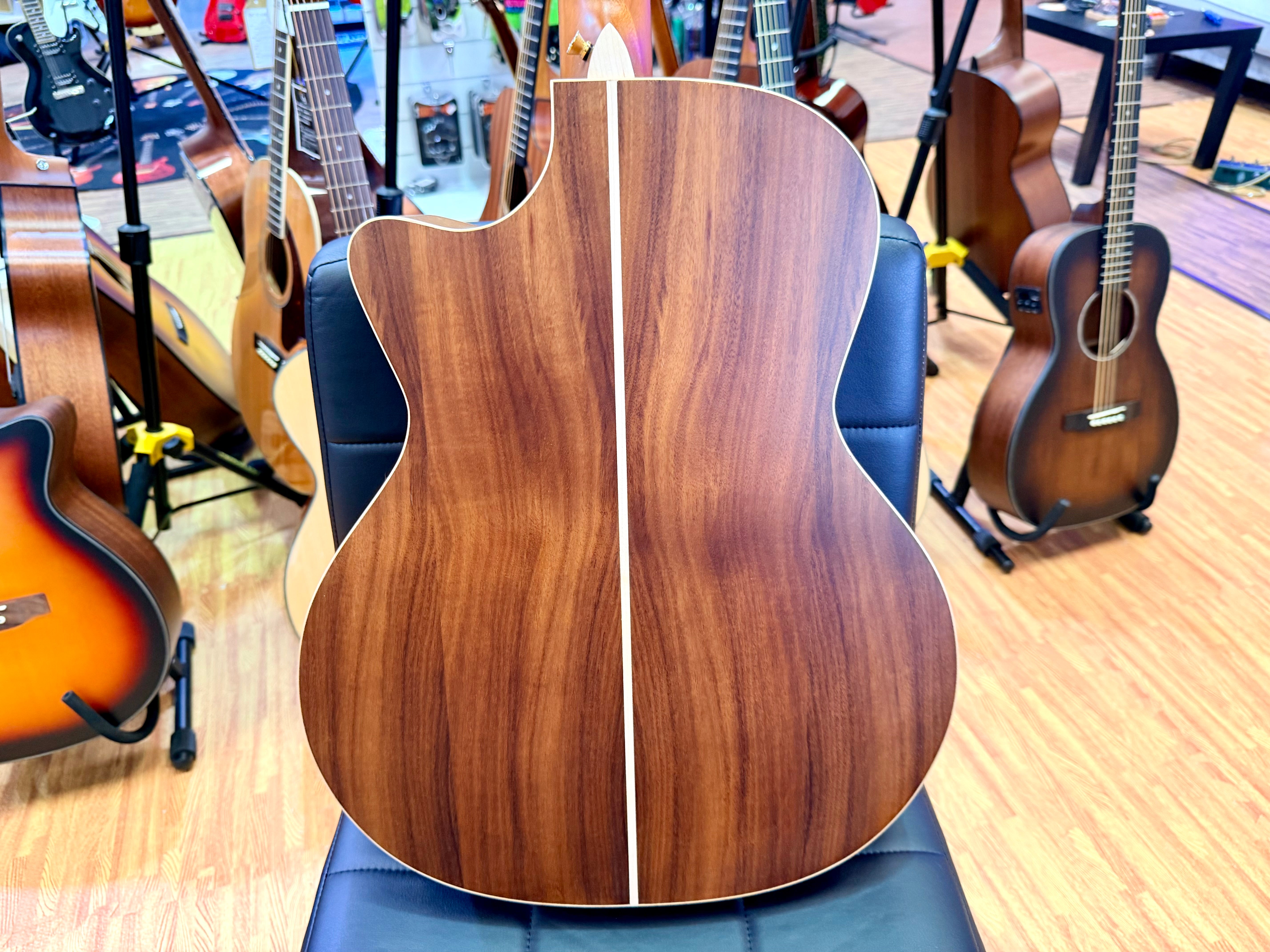 ⚡️NEW⚡️ Vintage Virtuoso Rory Evans Electro Acoustic Guitar VGA900RE~ Natural!