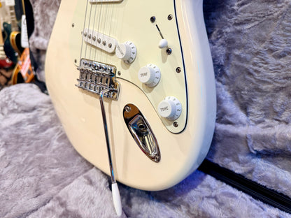 🌟2014🌟 Fender Standard Stratocaster~ Mexican Strat~ Arctic White~ Hard Case!