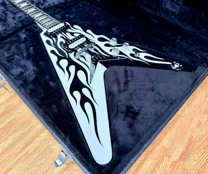 🔥RARE🔥 Dean Michael Schenker Flying V Custom Flames~ 2021 Korea Guitar + Case!