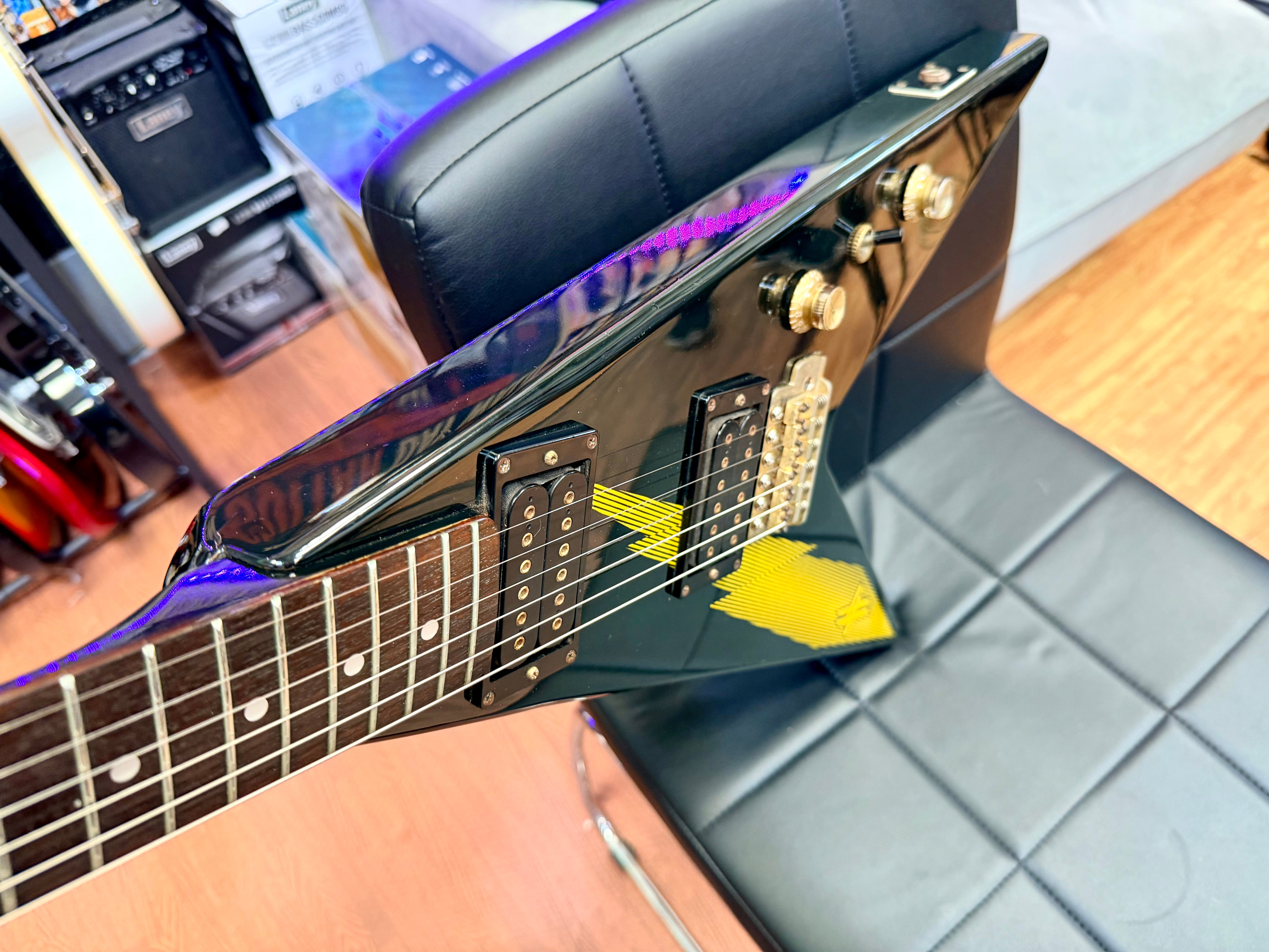 🇯🇵 1983 JAPAN 🇯🇵 Aria Pro II XX Deluxe Flying V 1983 Lightning MIJ Matsumoku
