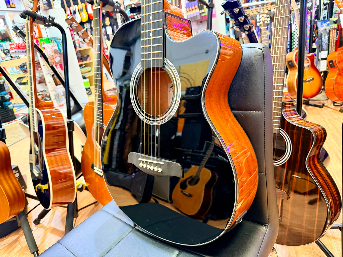 Brunswick BTK50BK Advanced Stage Electro Acoustic Guitar~ Black Gloss Cutaway