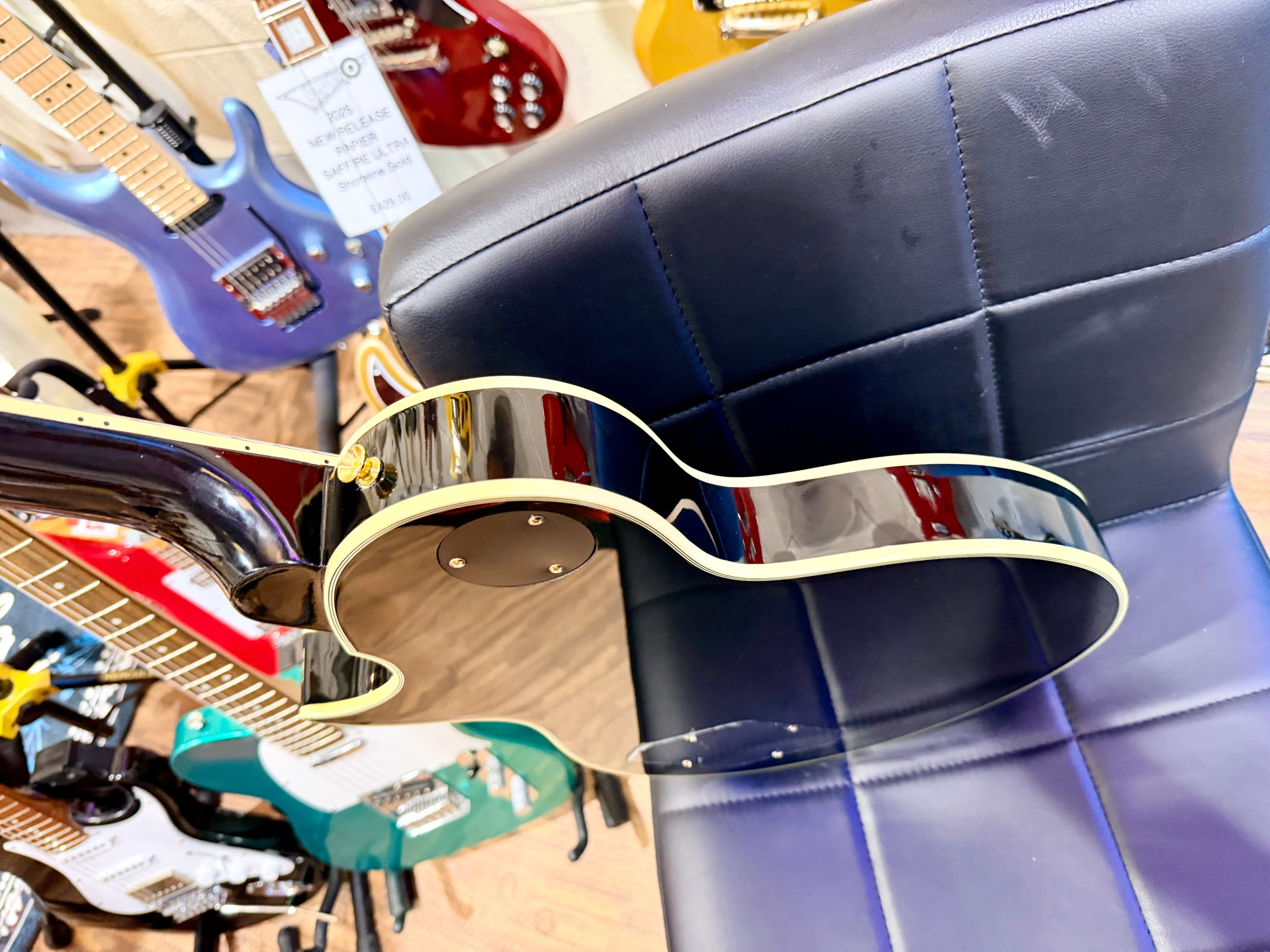 🔥MINT🔥 Vintage V100PBB V100 Les Paul~ P90 Pickups~ 2W90 Gold Hardware~ Black!