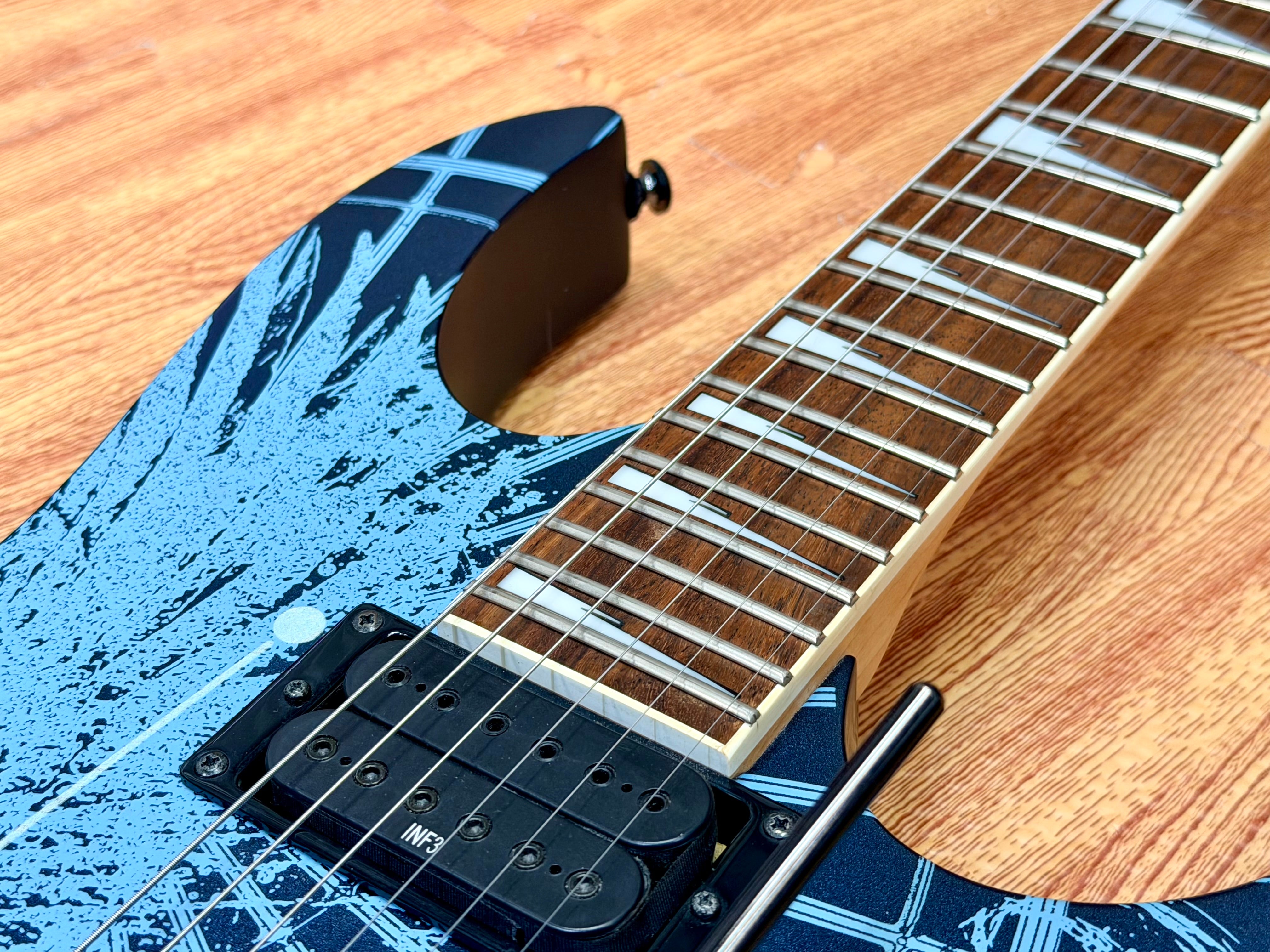 🔥RARE🔥 Ibanez RG09LTD Pegasus Royal Blue~ 2009 Limited Edition~ Glow In The Dark!