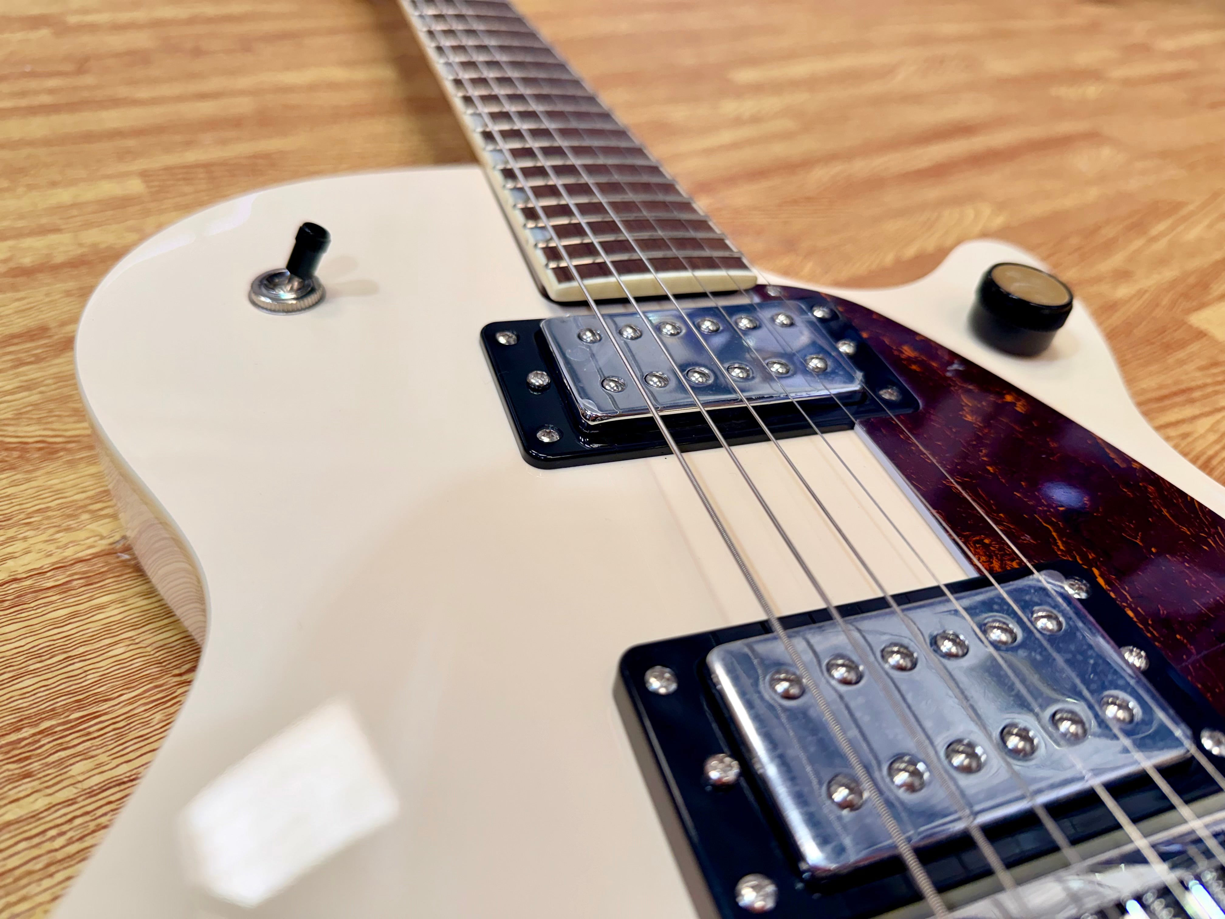 ✨EX-DEMO✨ Gretsch Streamliner Jet Club Vintage White~ Electric Guitar~ 2024
