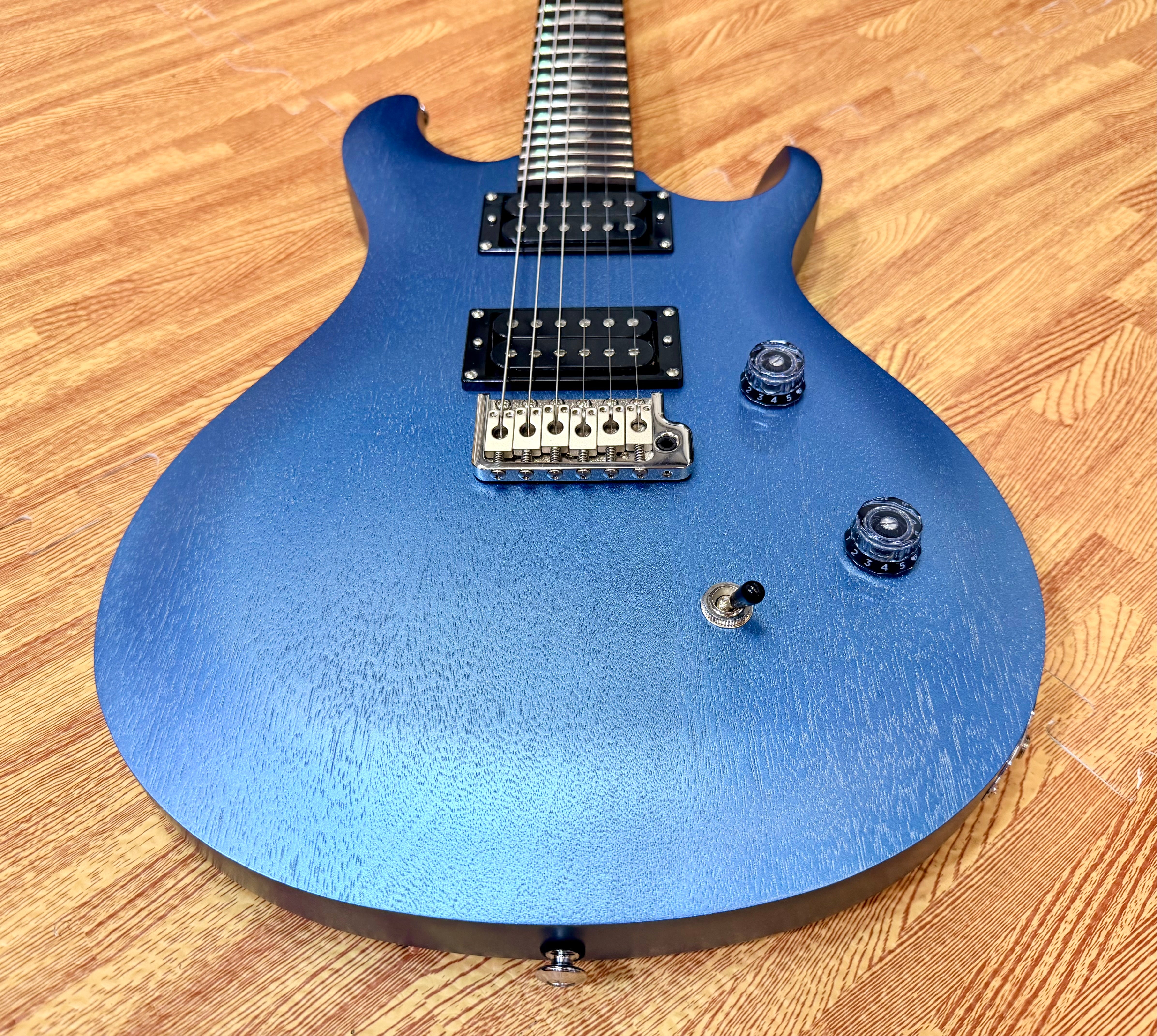 🔥EX-DEMO🔥 PRS SE CE24 Standard Satin Ice Blue Metallic + PRS Gig Bag!