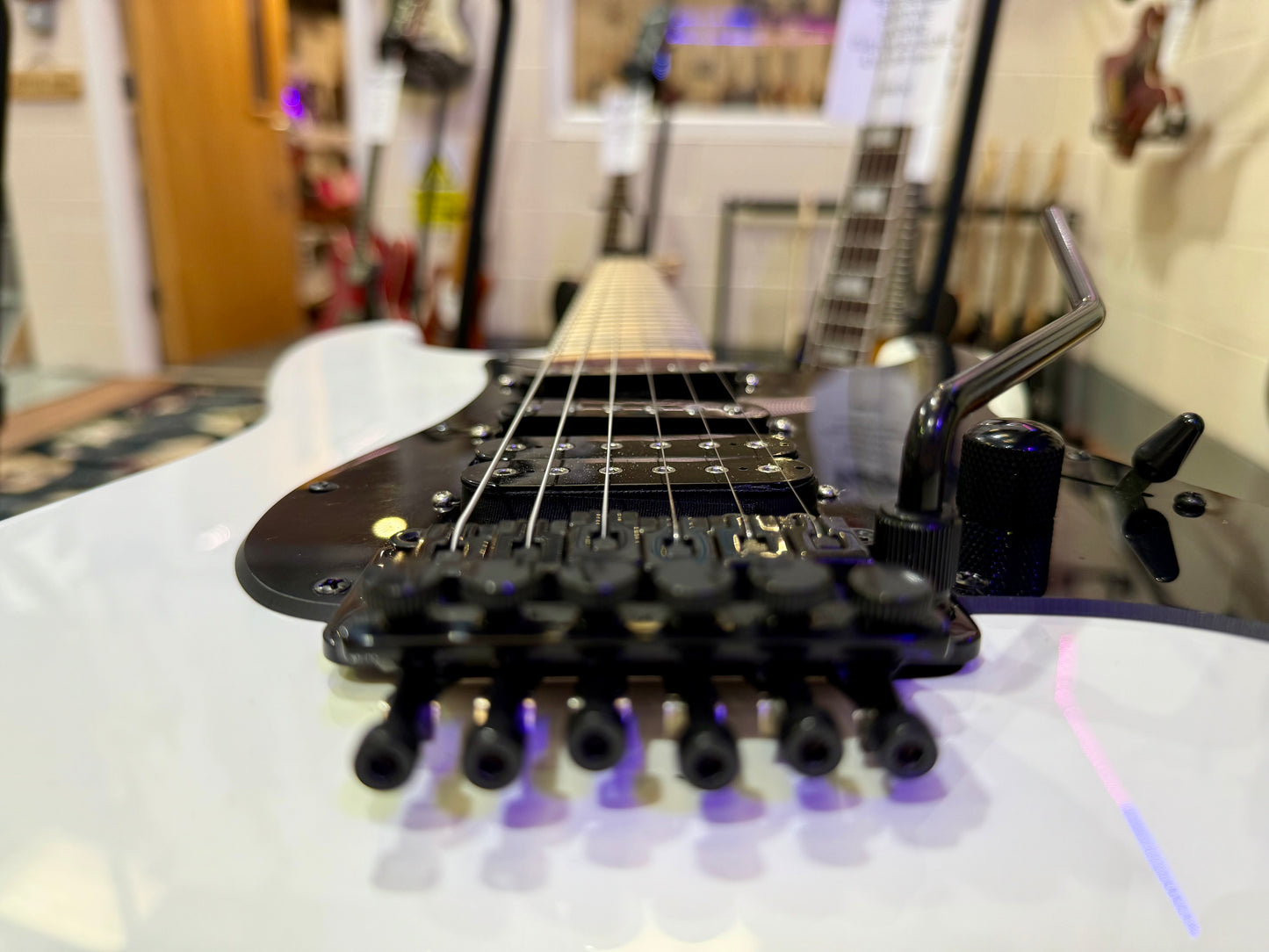 🔥MINT 2023🔥 Jackson Adrian Smith SDXM~ Snow White~ Iron Maiden Signature!
