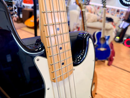 2011 Fender American Special Jazz Bass~ Black~ Maple Fingerboard~ Hard Case